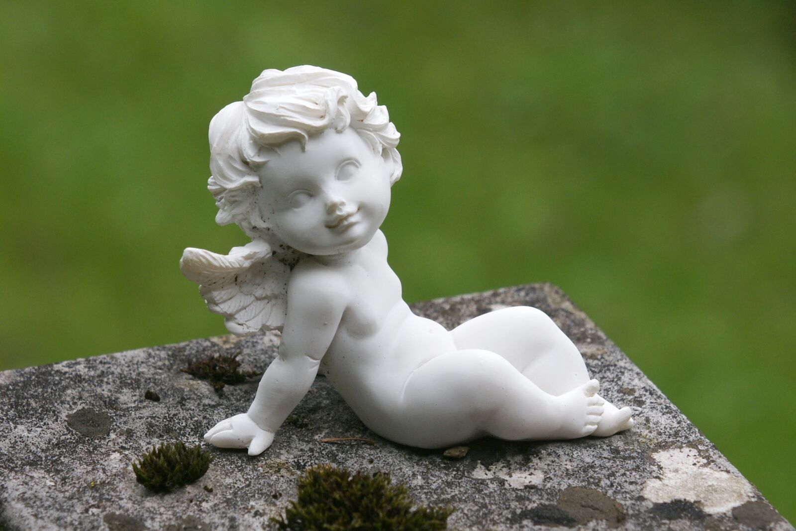 Sony Alpha DSLR-A700 sample photo. Angel, grave supplement, angel photography