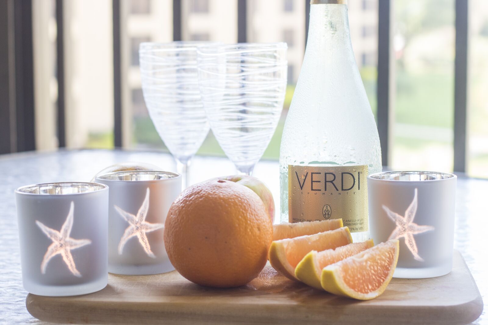 Canon EF 50mm F1.4 USM sample photo. Still life, wine, sparkling photography