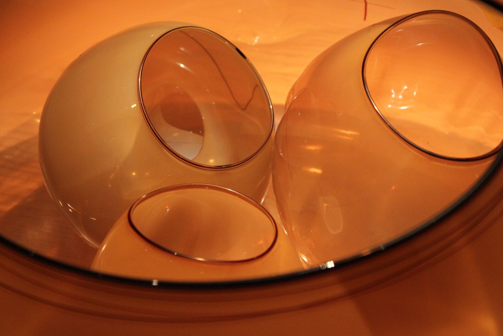 Canon EOS 500D (EOS Rebel T1i / EOS Kiss X3) sample photo. Bowl, glass, chihuly photography