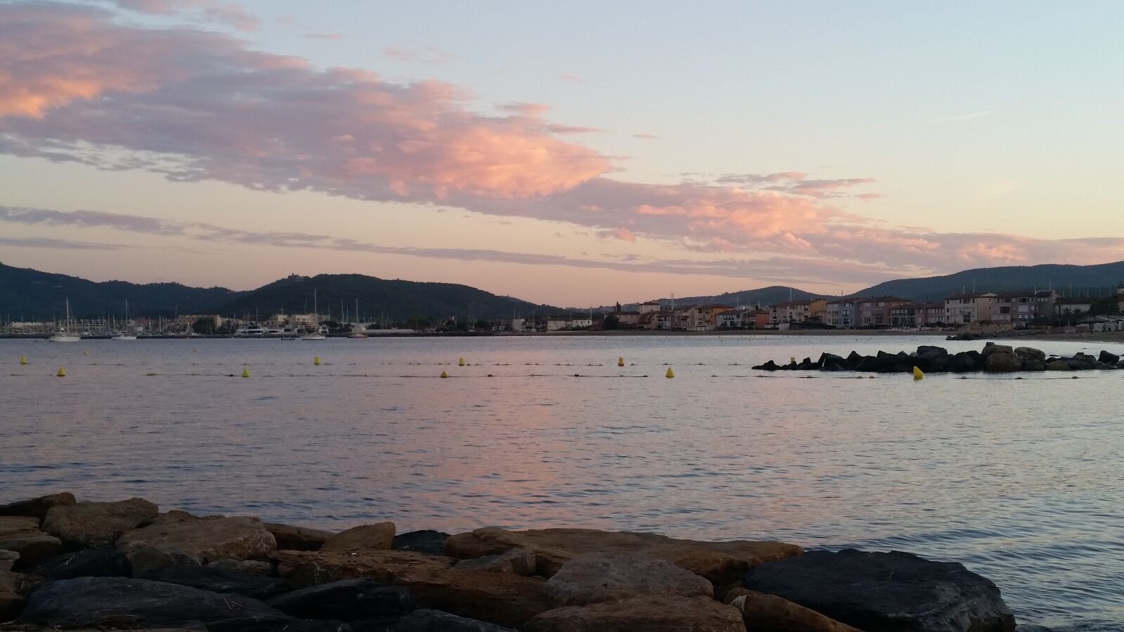 Samsung Galaxy S5 sample photo. Evening red, sea, bay photography