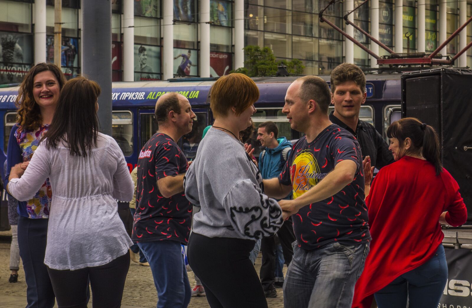 Sony Cyber-shot DSC-RX100 sample photo. Dancing, people photography