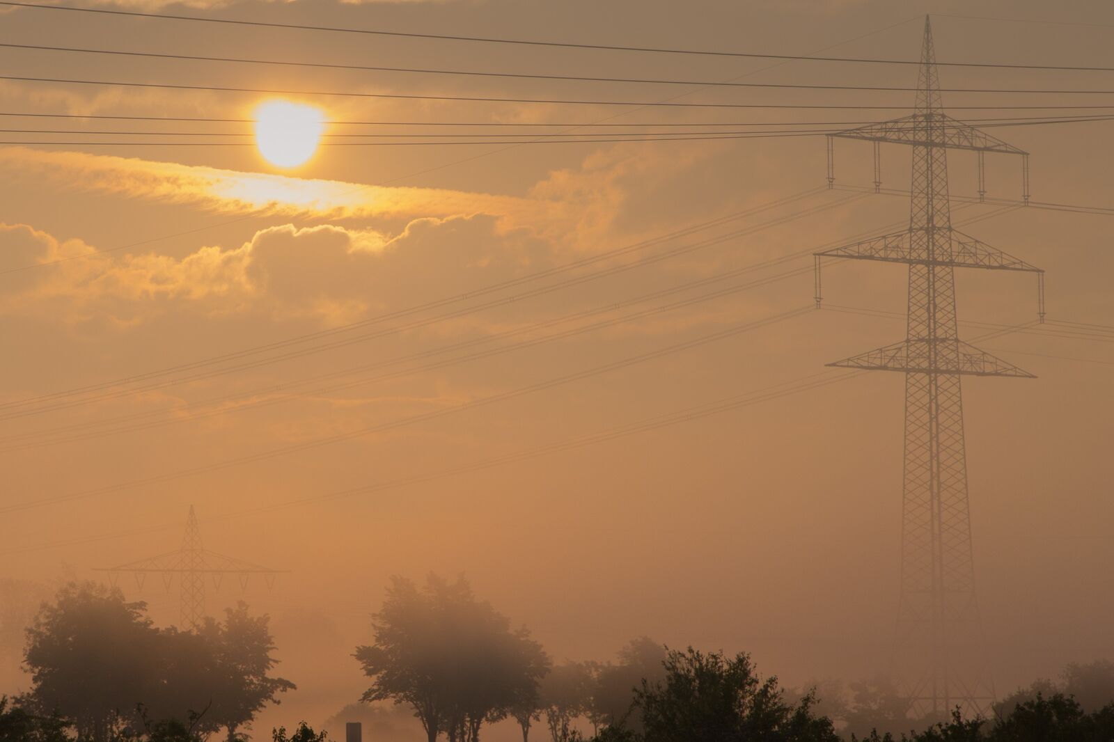 Canon EF 24-105mm F3.5-5.6 IS STM sample photo. Morning, fog, sunrise photography
