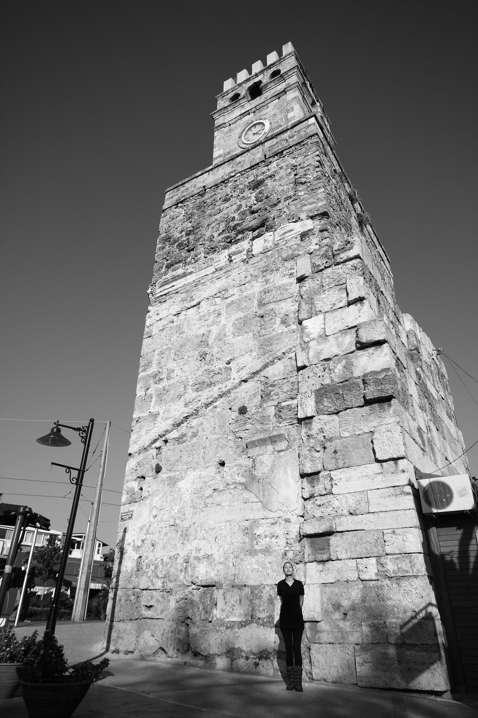 Canon EOS 40D sample photo. Black and white, human photography