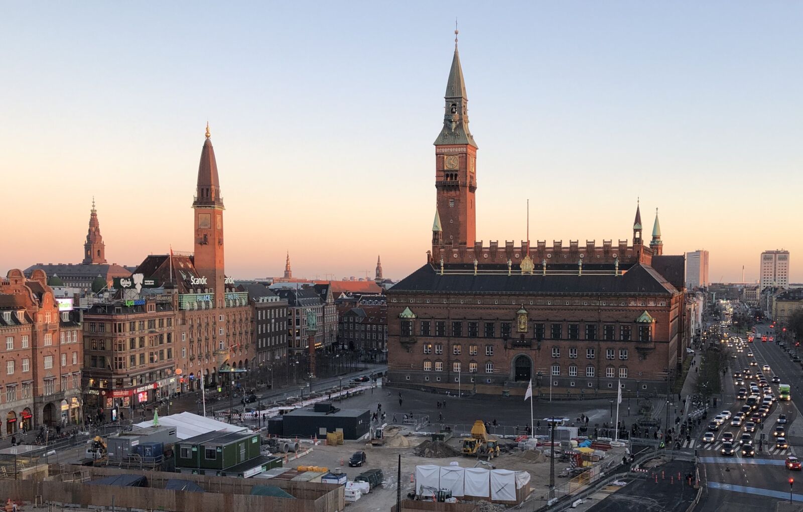 iPhone 8 Plus back dual camera 3.99mm f/1.8 sample photo. Copenhagen, city hall, summer photography