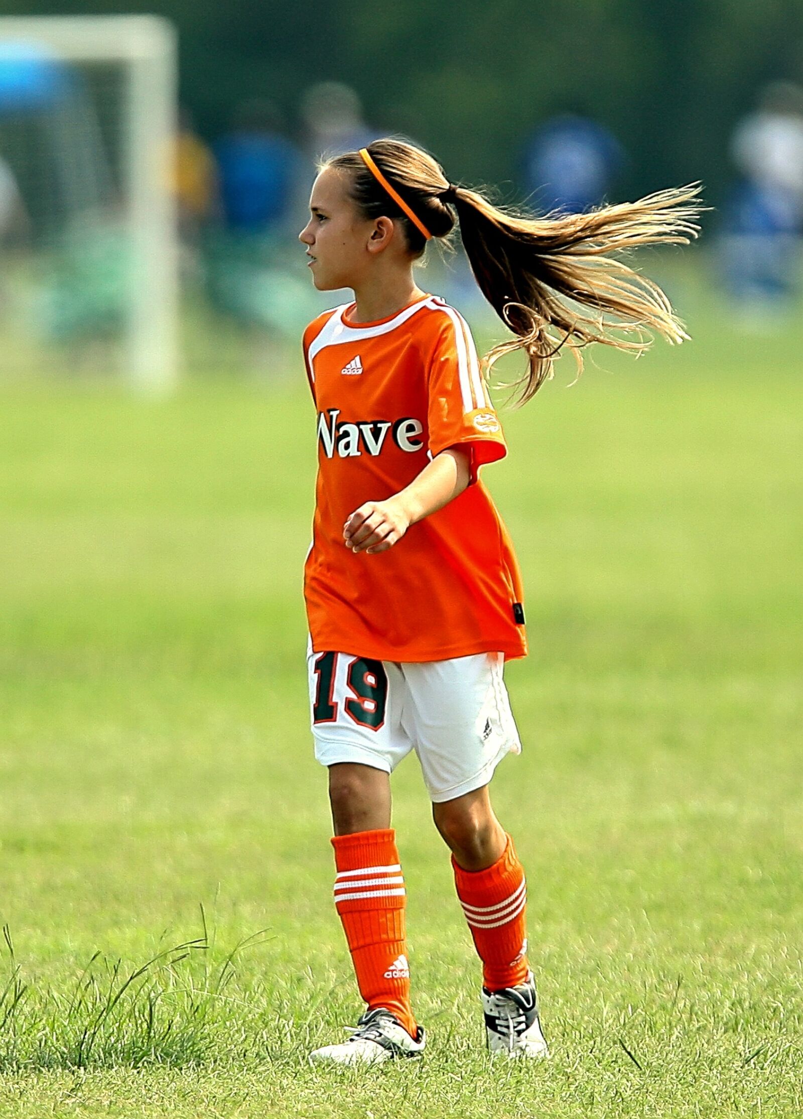 Canon EOS-1D Mark II N + Canon EF 300mm F2.8L IS USM sample photo. Soccer, player, girl photography