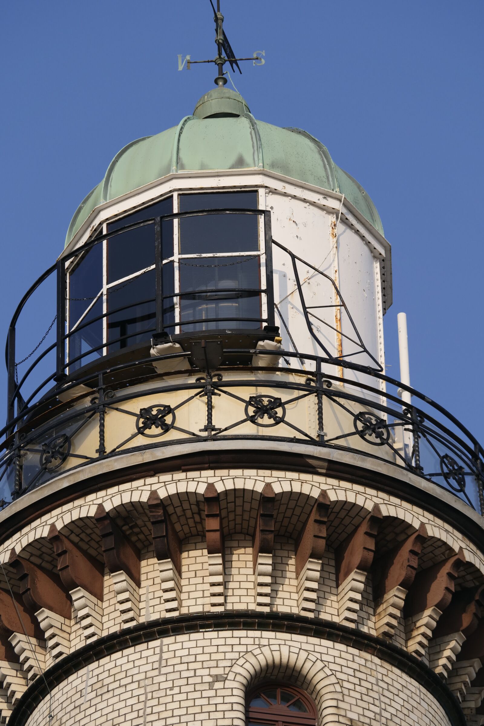 Panasonic Lumix DC-G9 sample photo. Light house, architecture, lighthouse photography
