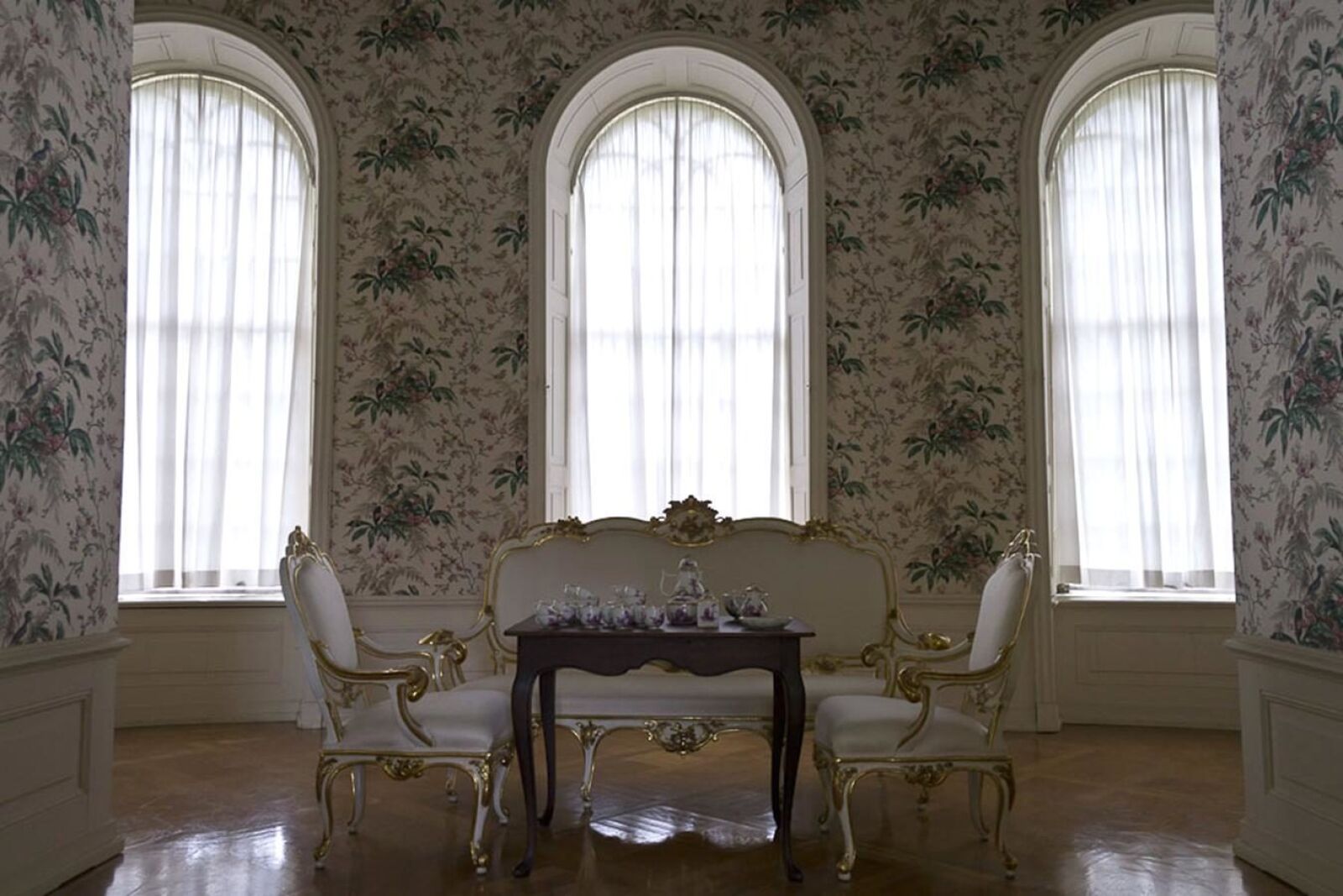 Nikon D3100 sample photo. Interior, room, window, wall photography
