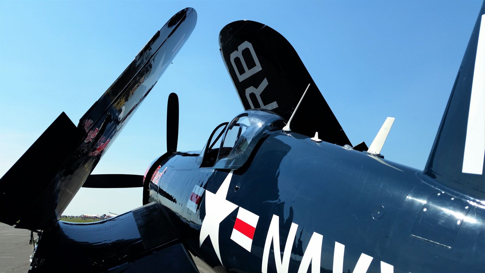 Samsung Galaxy S5 sample photo. Corsair, warbird, aircraft photography