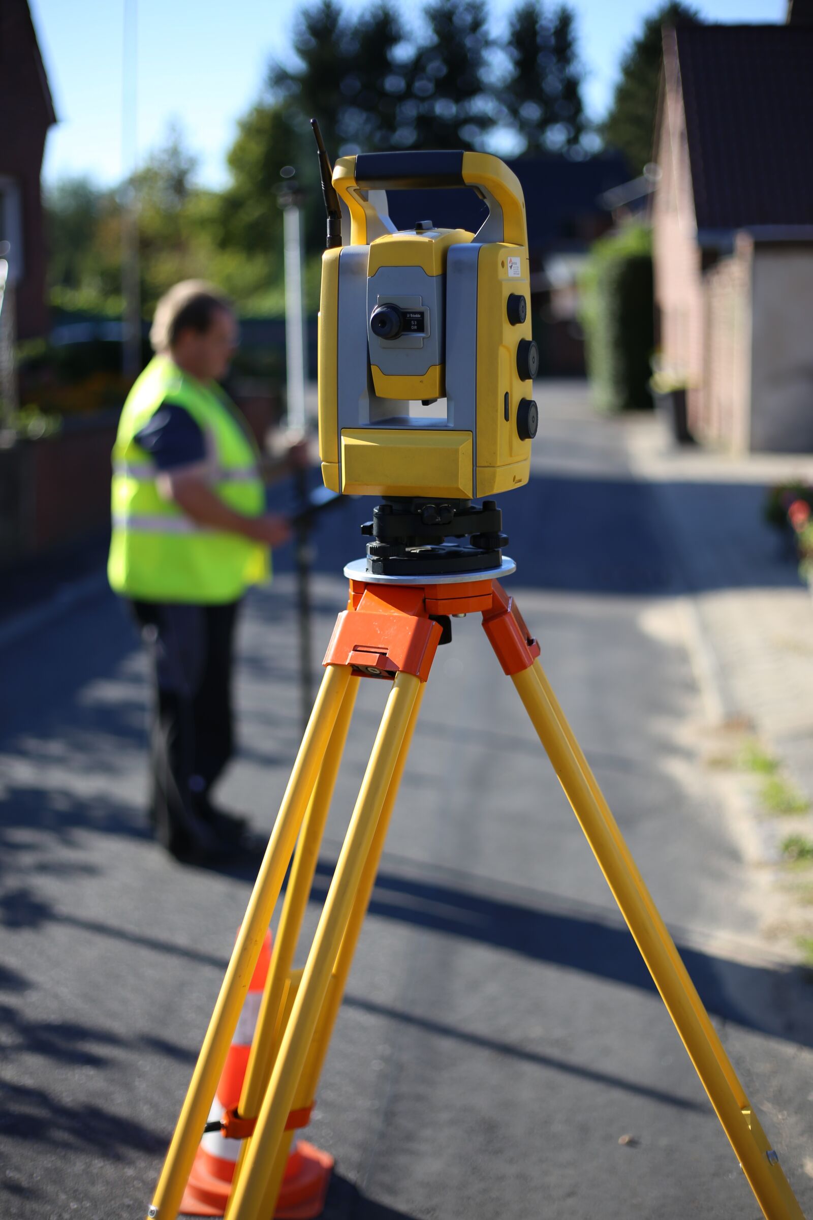 Canon EOS 6D + Canon EF 50mm F1.8 STM sample photo. Surveying, geodesy, equipment photography