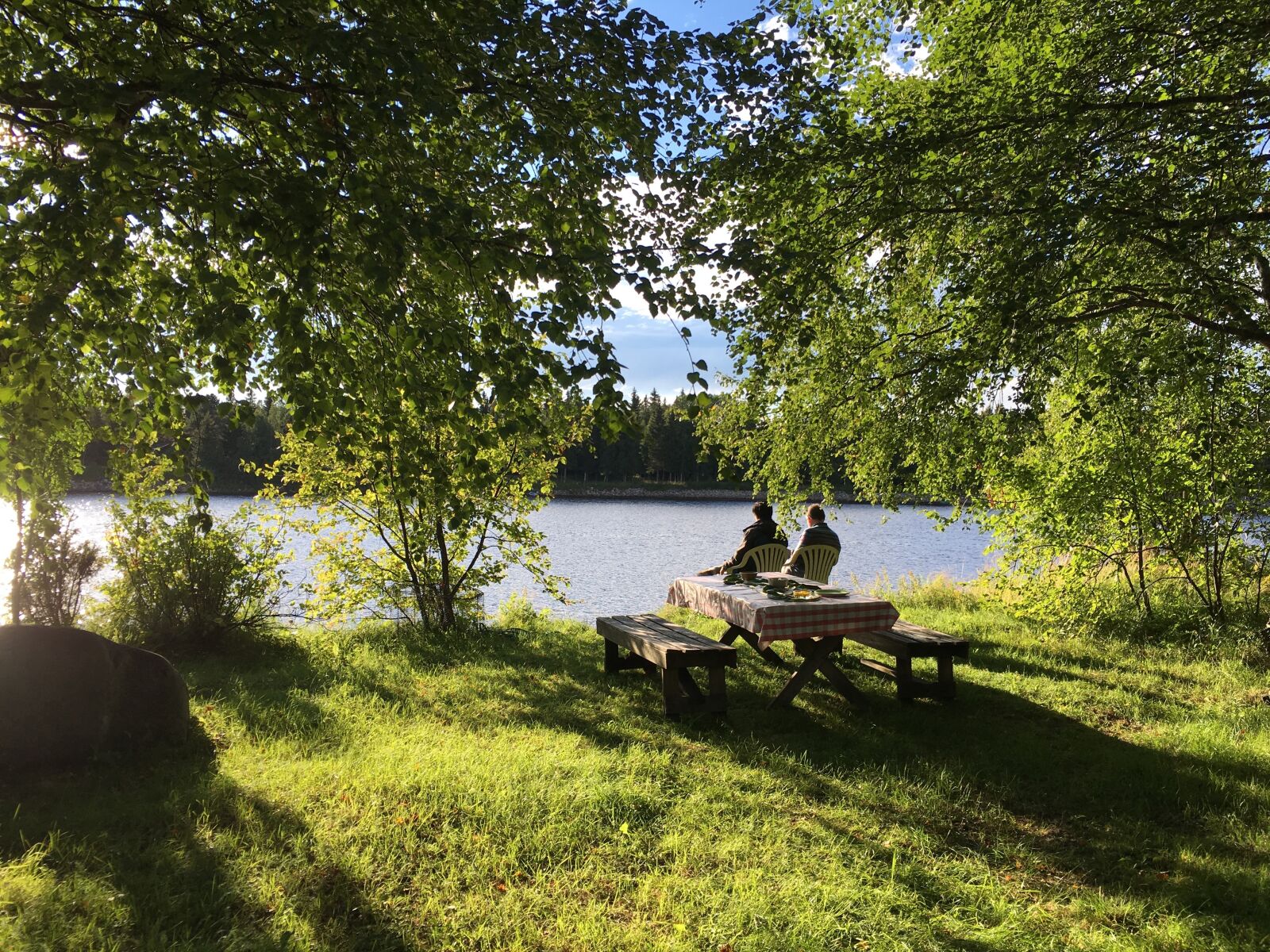 Apple iPhone 6s sample photo. Finland, sun, garden photography