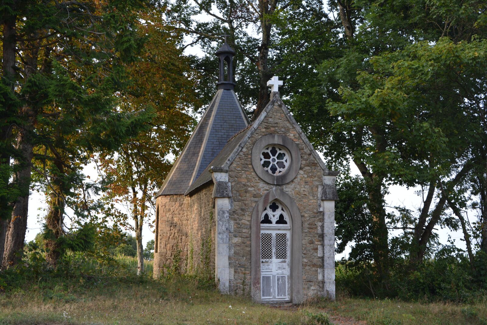 Nikon D5200 sample photo. Chapel saint leonard, brittany photography