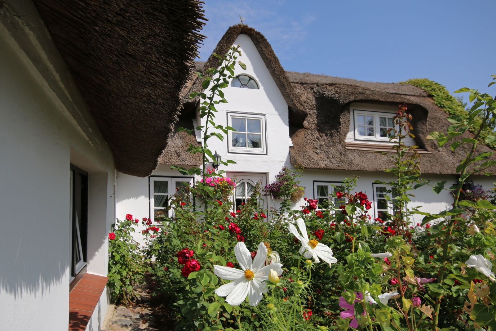 Canon EOS 70D sample photo. Amrum, thatched cottage, thatched photography