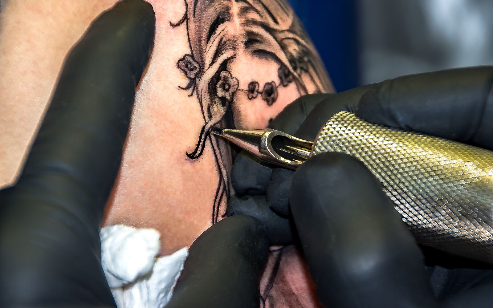 Canon EOS 650D (EOS Rebel T4i / EOS Kiss X6i) sample photo. Tattoo, tattoo artist, body photography