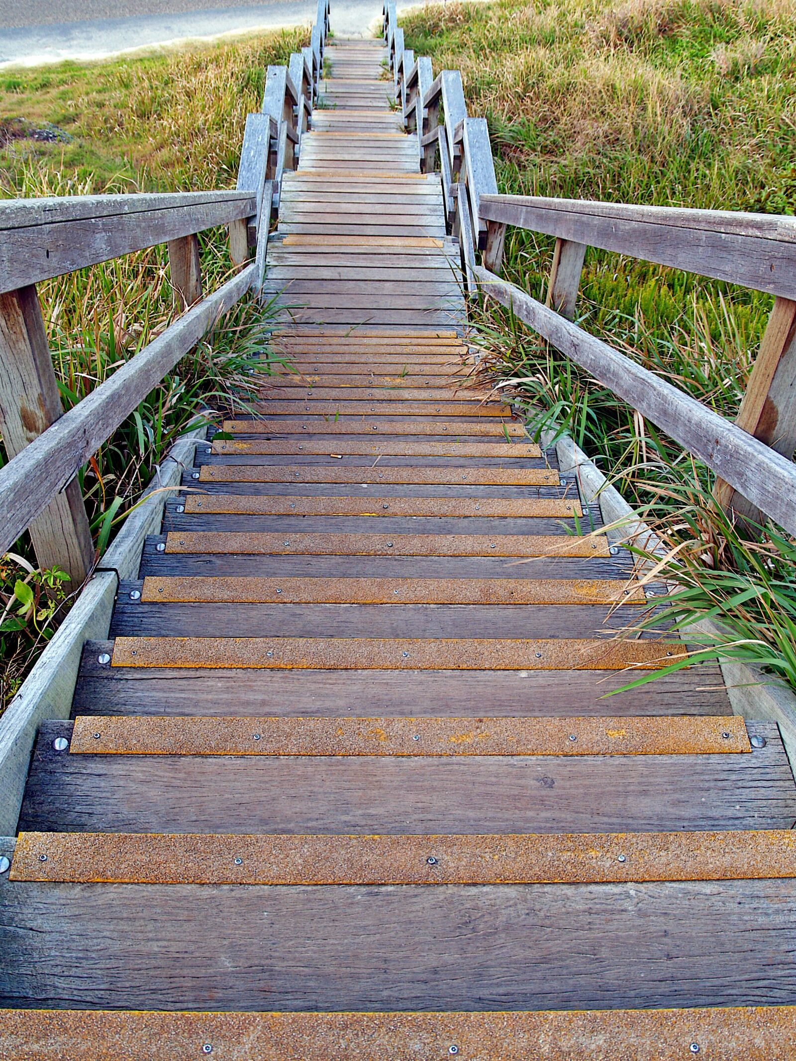 Olympus E-300 (EVOLT E-300) sample photo. Stairs, steps, staircase photography