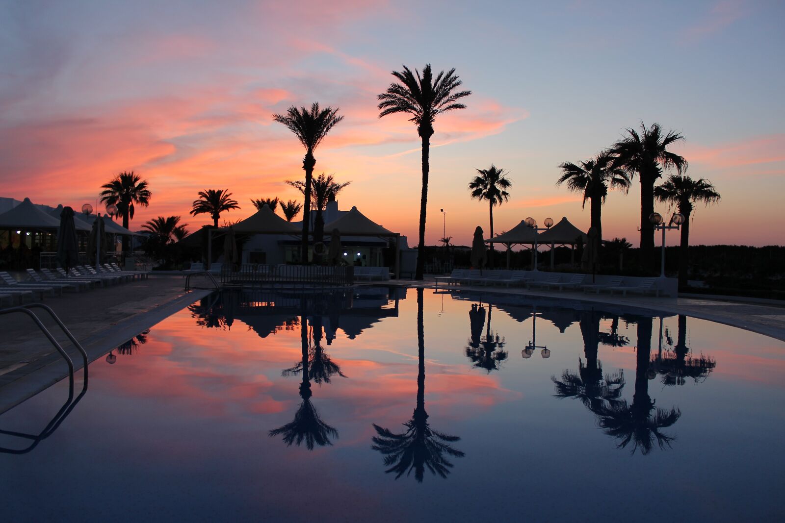 Canon EOS 600D (Rebel EOS T3i / EOS Kiss X5) sample photo. Tunisia, sea, journey photography