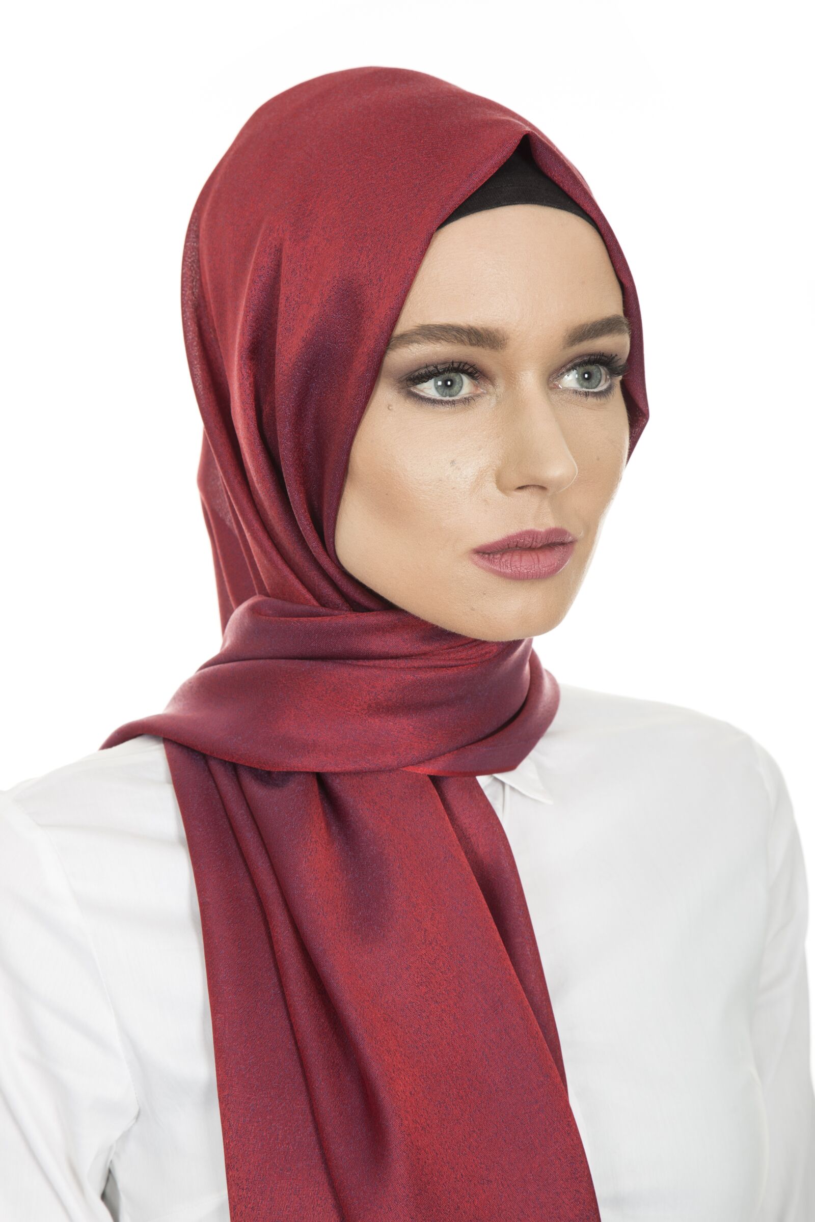 Canon EOS 6D + Canon EF 24-105mm F4L IS USM sample photo. Woman, fashion, islam photography