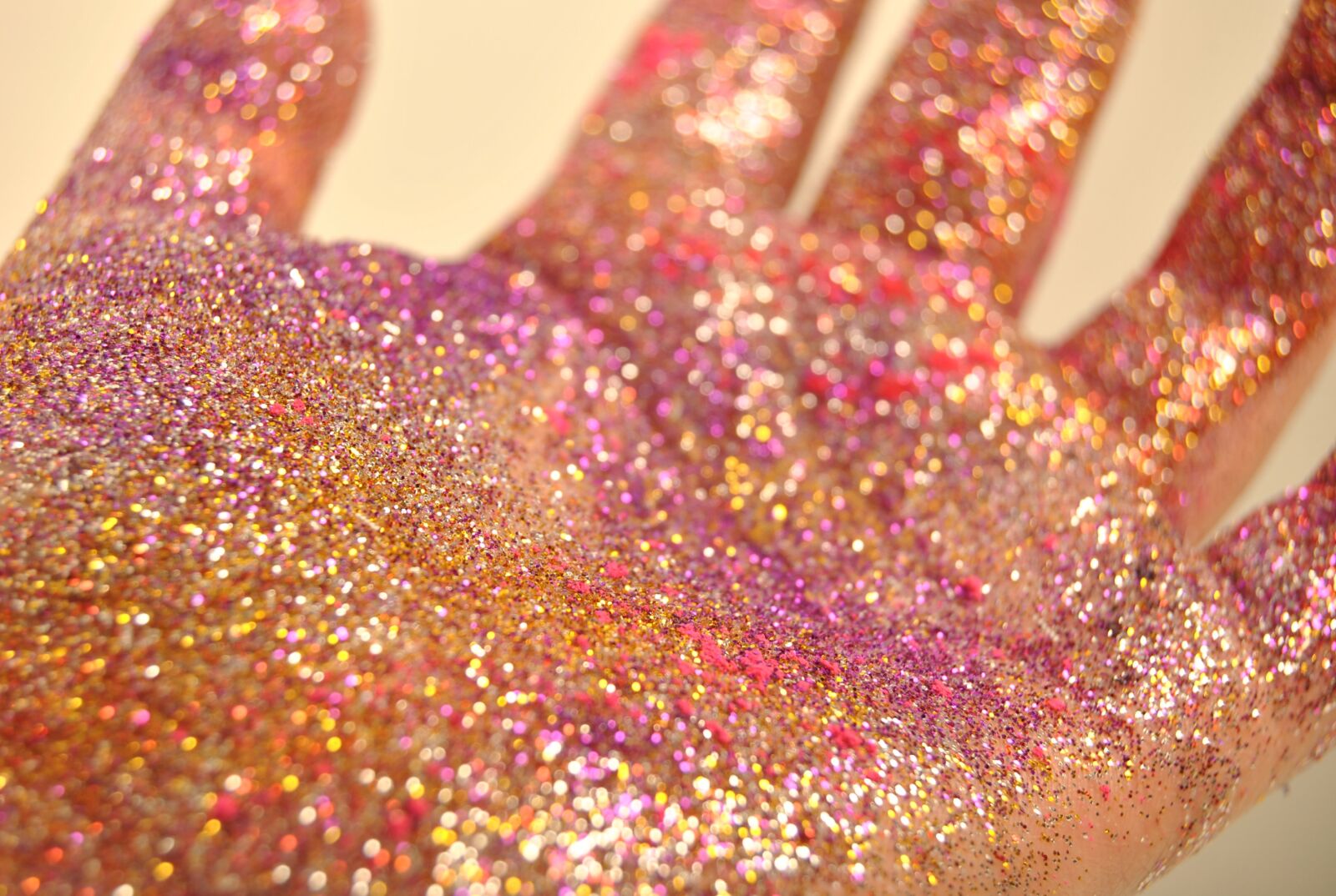 Nikon D3000 sample photo. Glitter, pink, water photography