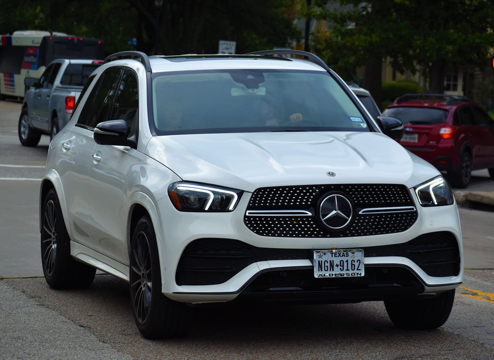 Nikon D3500 sample photo. Mercedes glc, suv, car photography