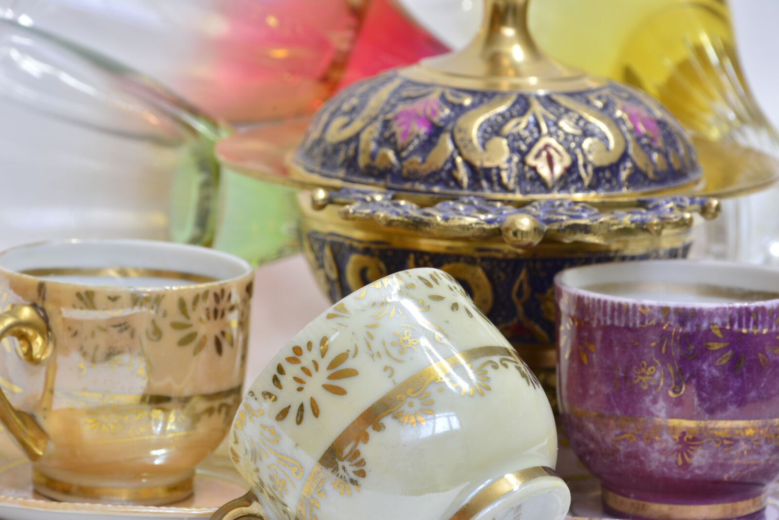 Nikon D7100 sample photo. Cup, sugar bowl, light photography