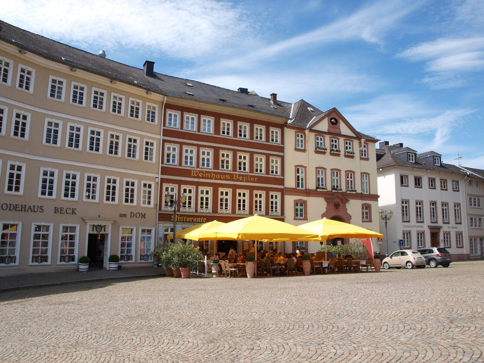 Olympus E-420 (EVOLT E-420) sample photo. Limburg, cathedral square, hesse photography