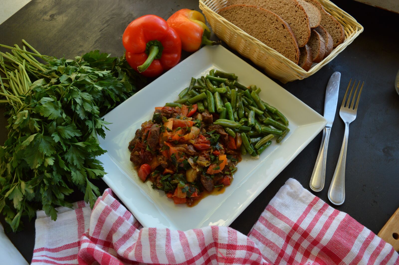Nikon D3200 sample photo. Food, dinner, restaurant photography