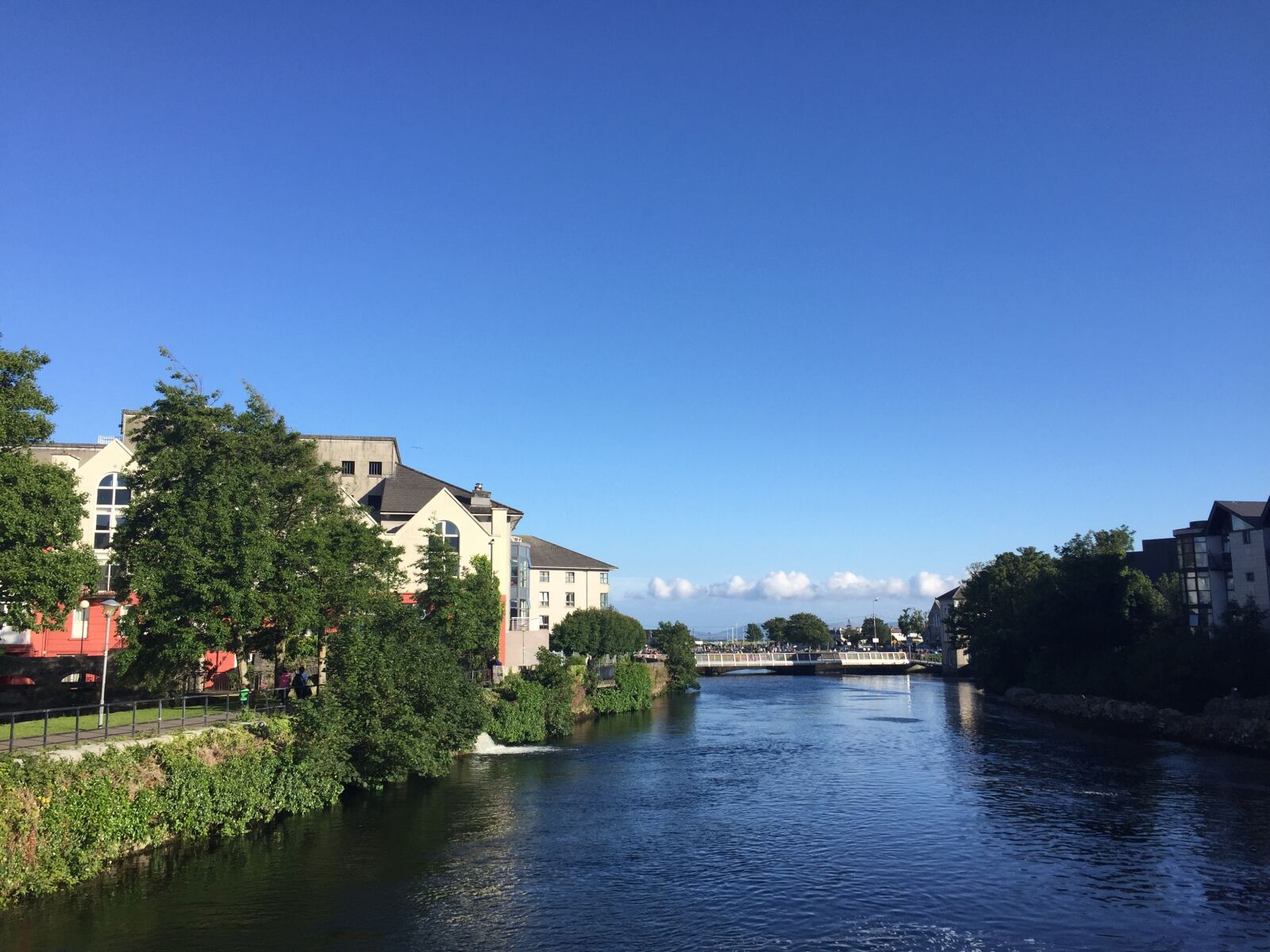 iPhone 6 back camera 4.15mm f/2.2 sample photo. Ireland, galway, river photography