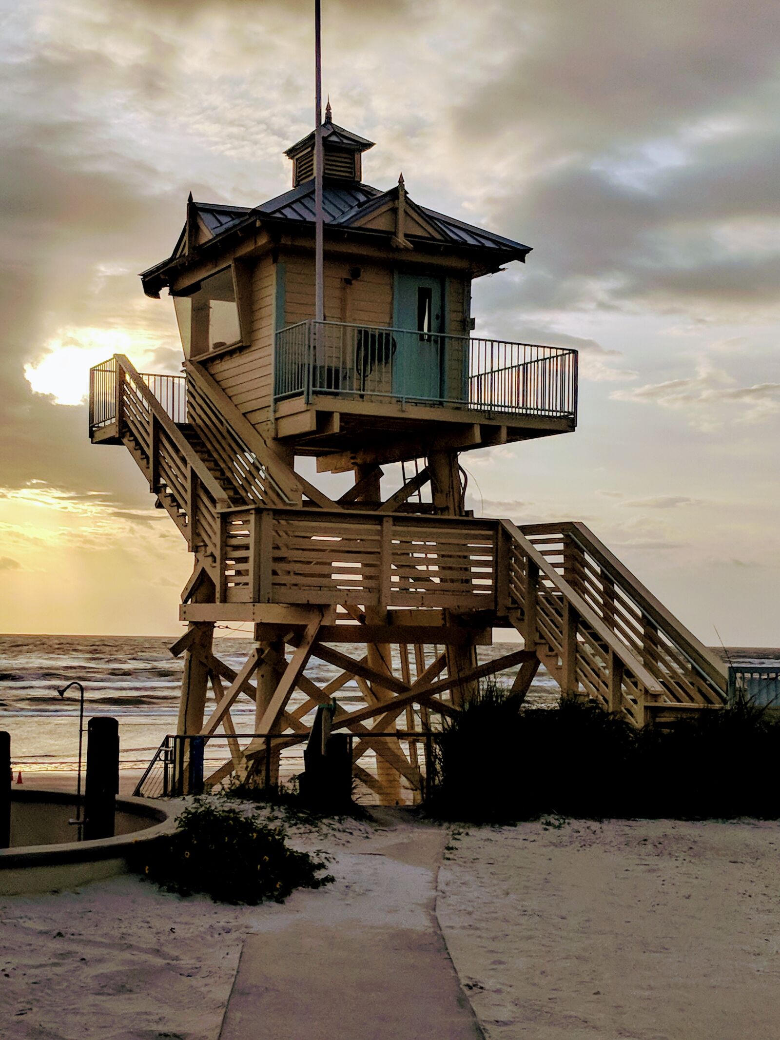 Google Pixel sample photo. Water, sky, sea photography