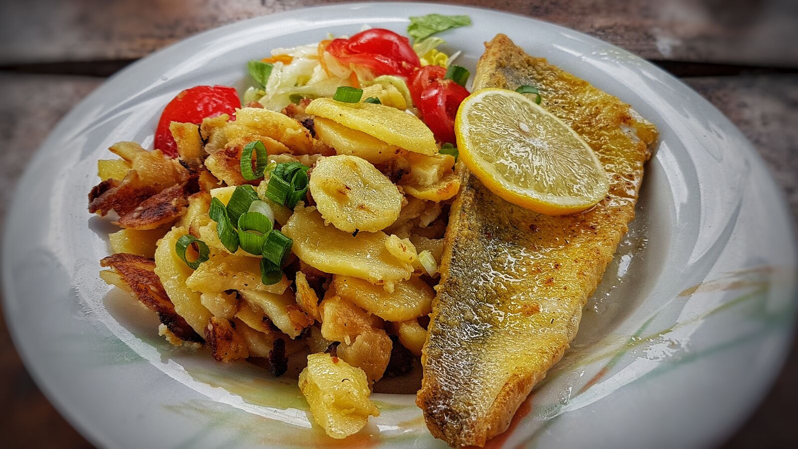 Samsung Galaxy S7 sample photo. Eat, fried potatoes, fried photography