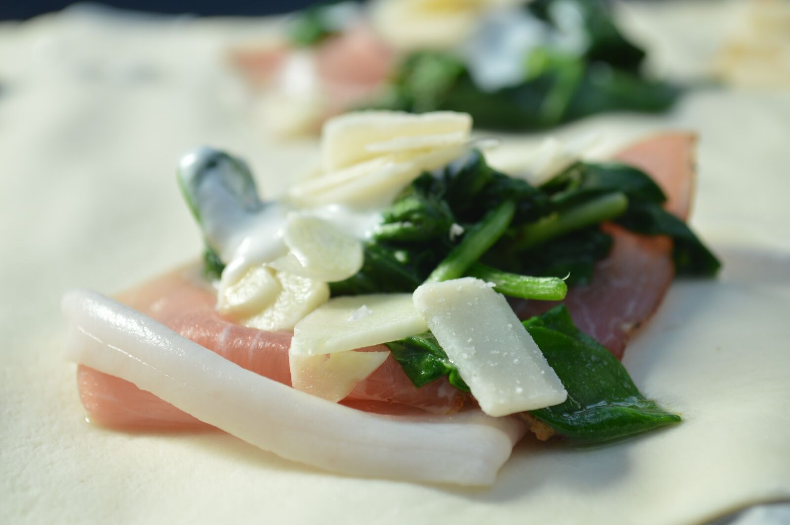 Nikon D3200 sample photo. Ham, spinach, lunch photography