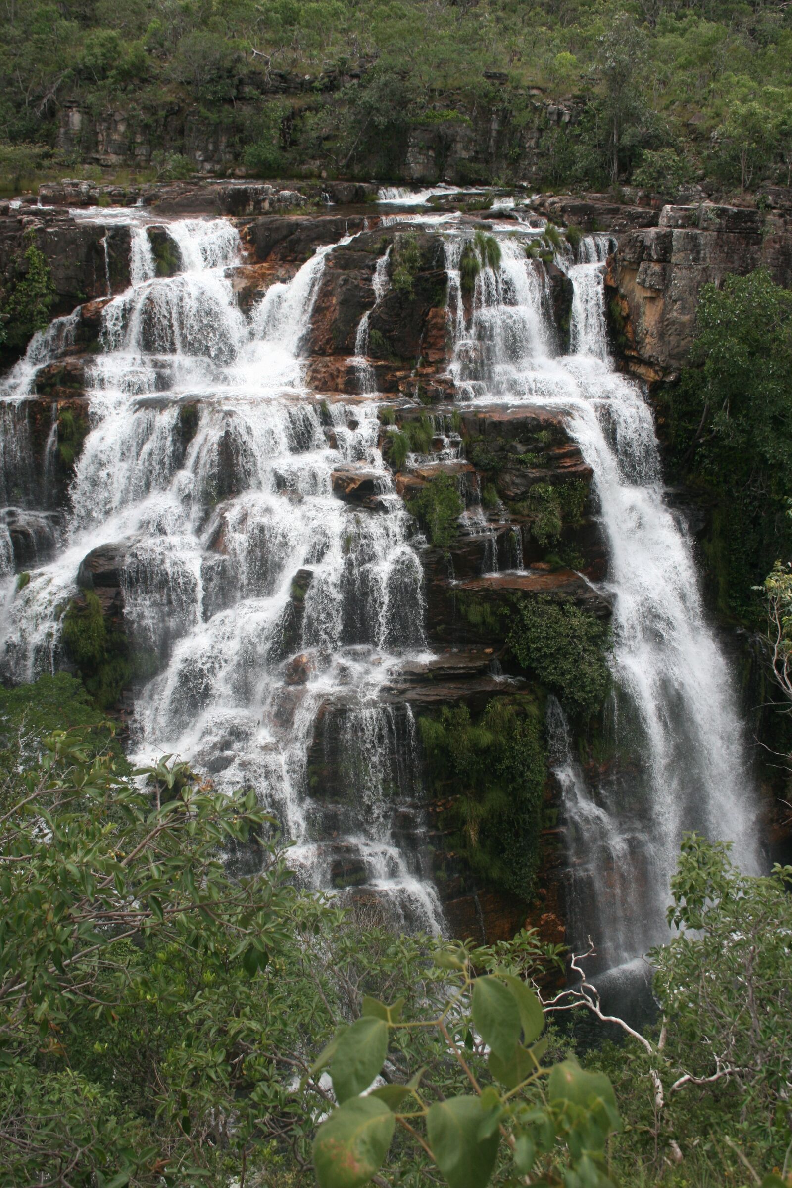 Canon EOS 400D (EOS Digital Rebel XTi / EOS Kiss Digital X) sample photo. Waterfall, goiás, recently photography