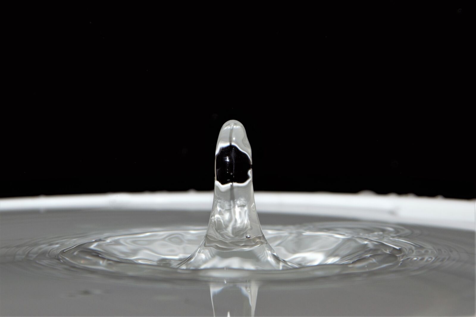 Nikon D5300 sample photo. Waterdrops, droplets, water photography