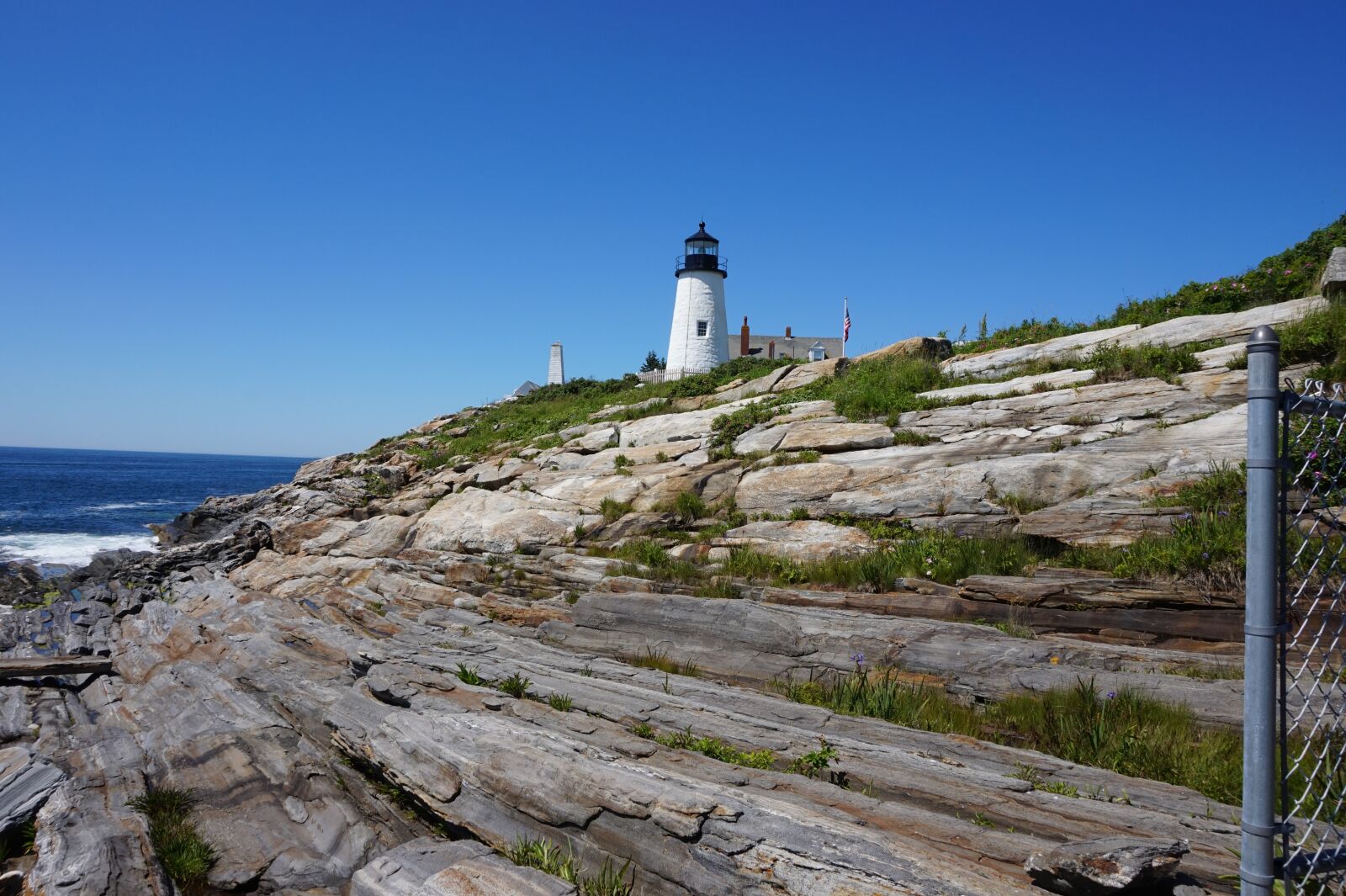 Sony Alpha a5000 (ILCE 5000) sample photo. Lighthouse, maine, coastline photography