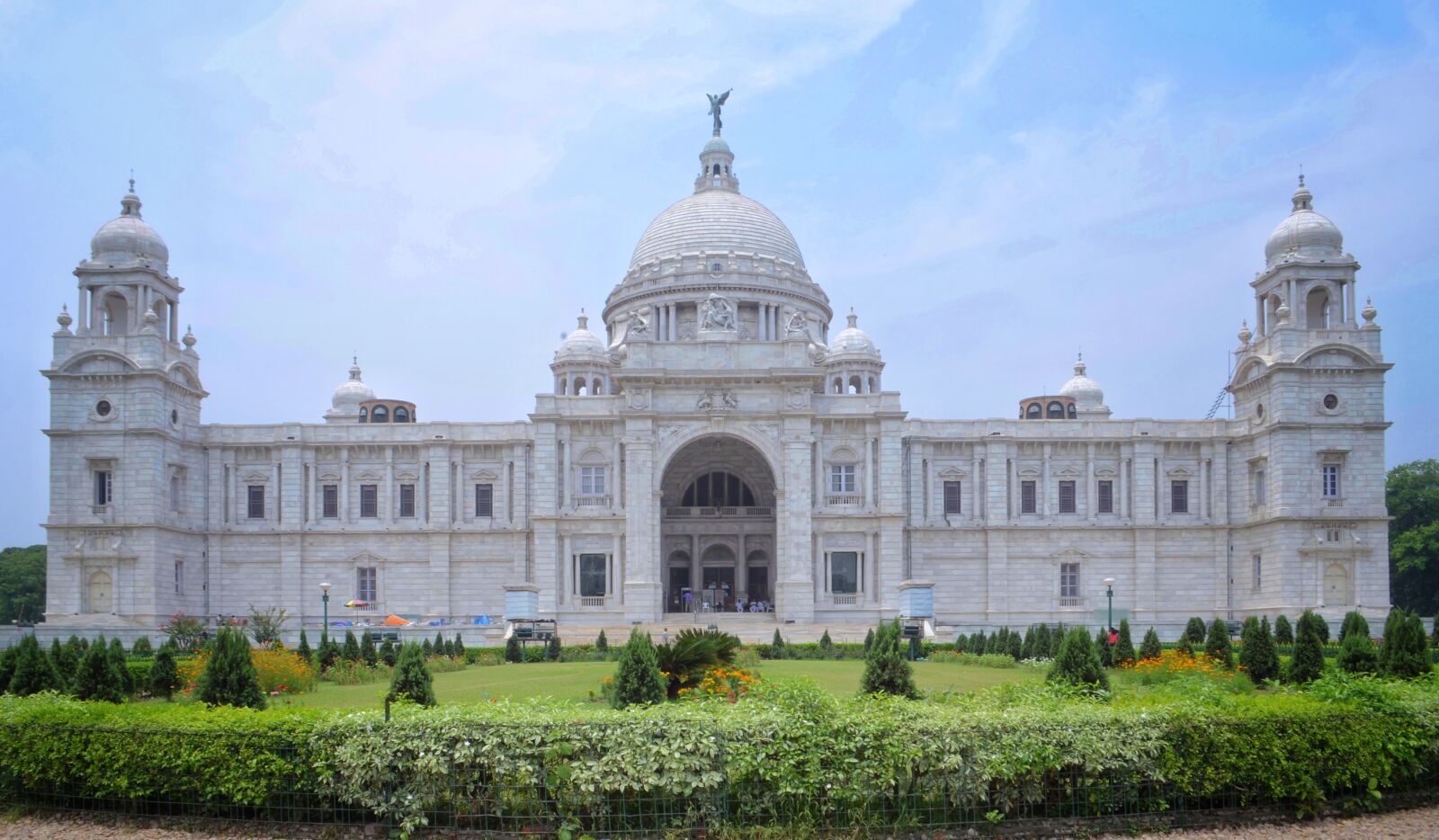 Nikon D5100 sample photo. Architecture, building, travel photography