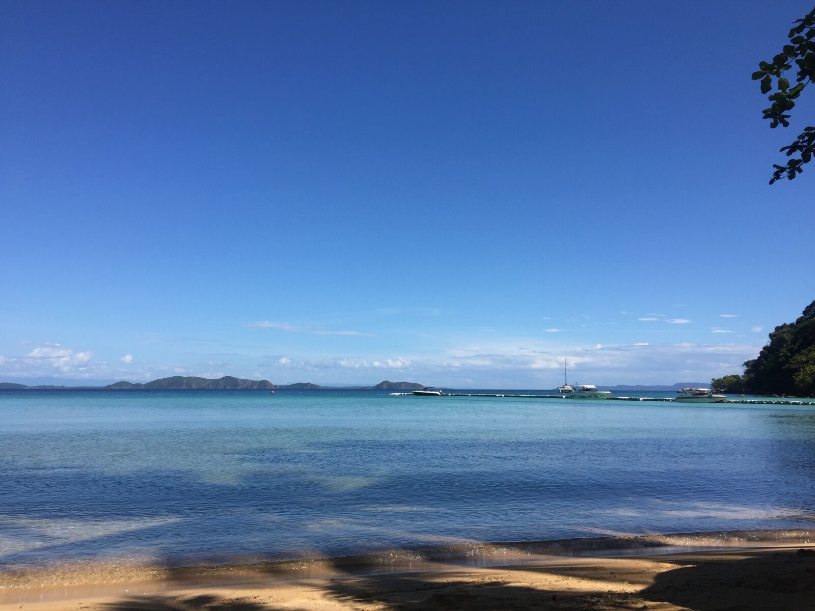 Apple iPhone 6 sample photo. Blue, sky, sea photography
