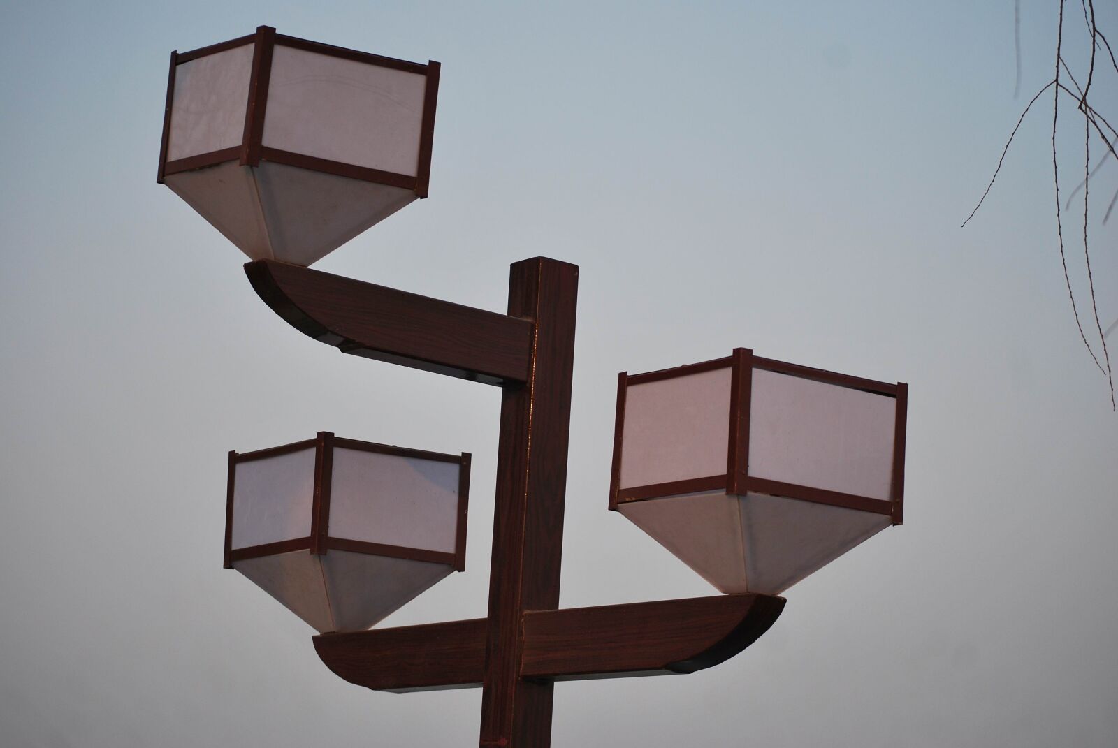 Nikon D60 sample photo. Light, street, pole photography