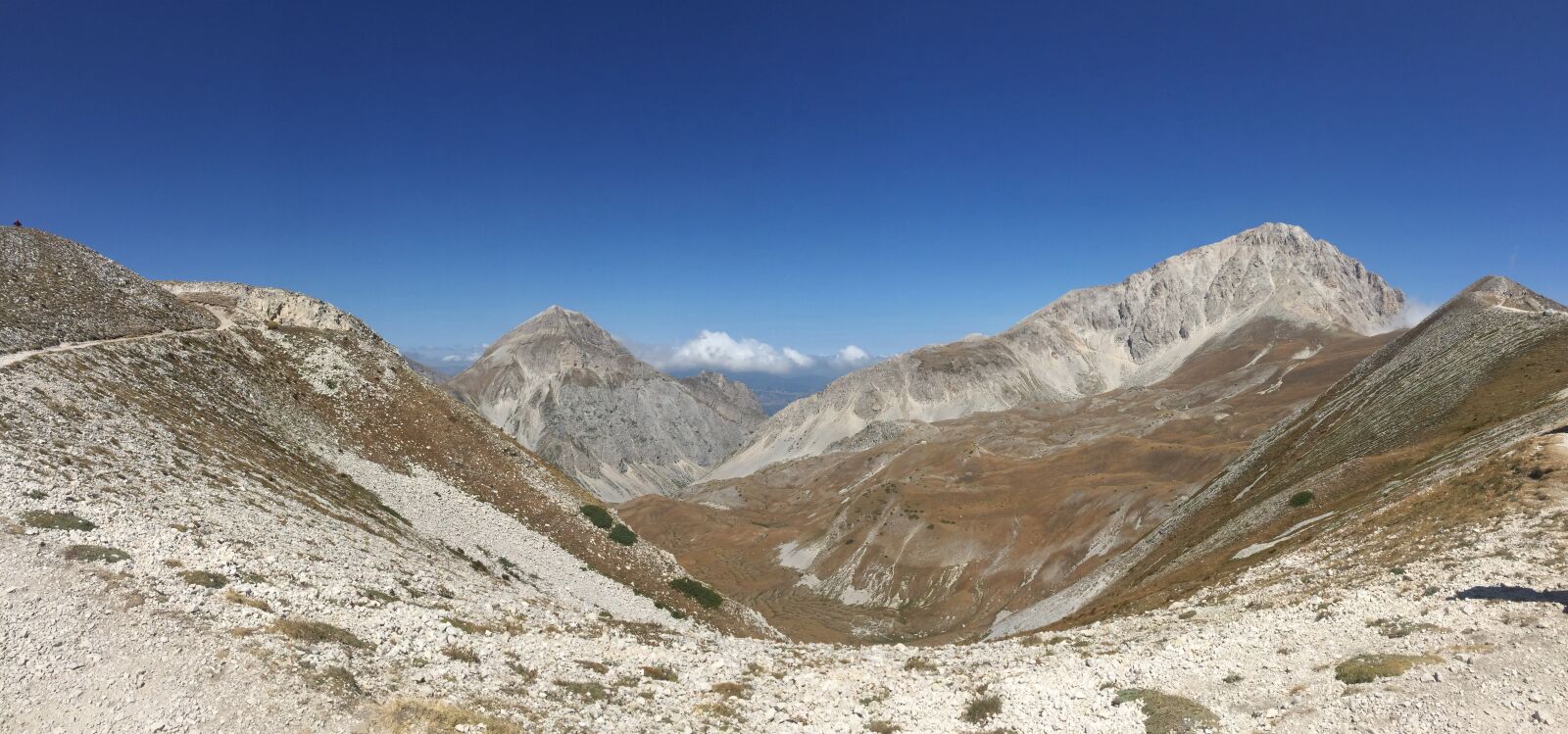 Apple iPhone 6 sample photo. Gran sasso, in italy photography