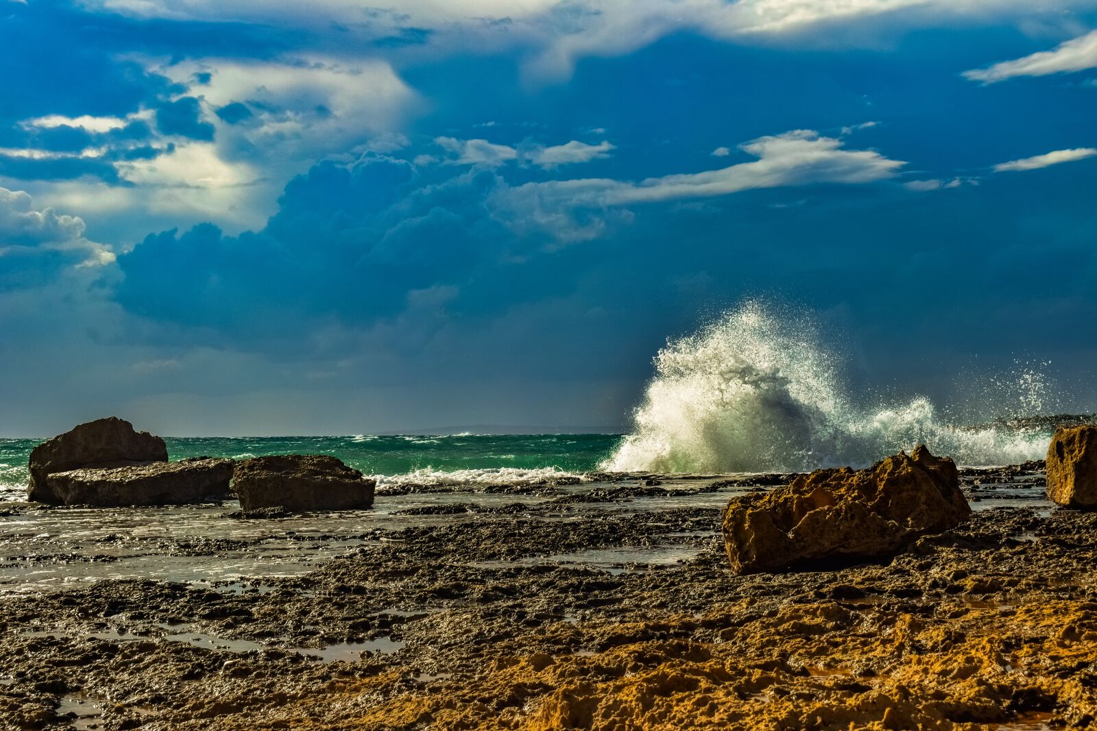 Nikon D3300 sample photo. Wave, crashing, water photography
