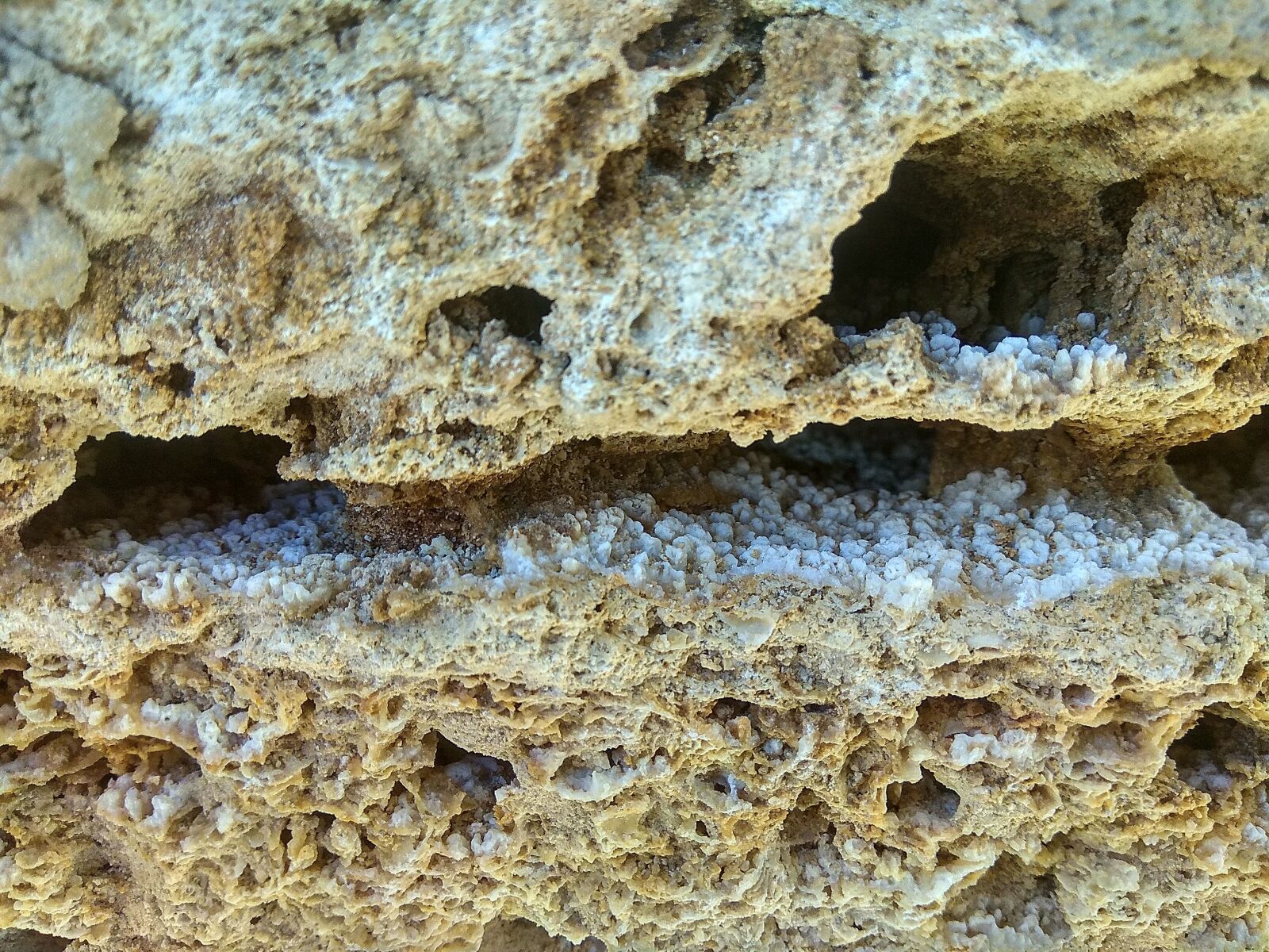 Xiaomi Redmi Note 4 sample photo. Stone, coquina, brick photography