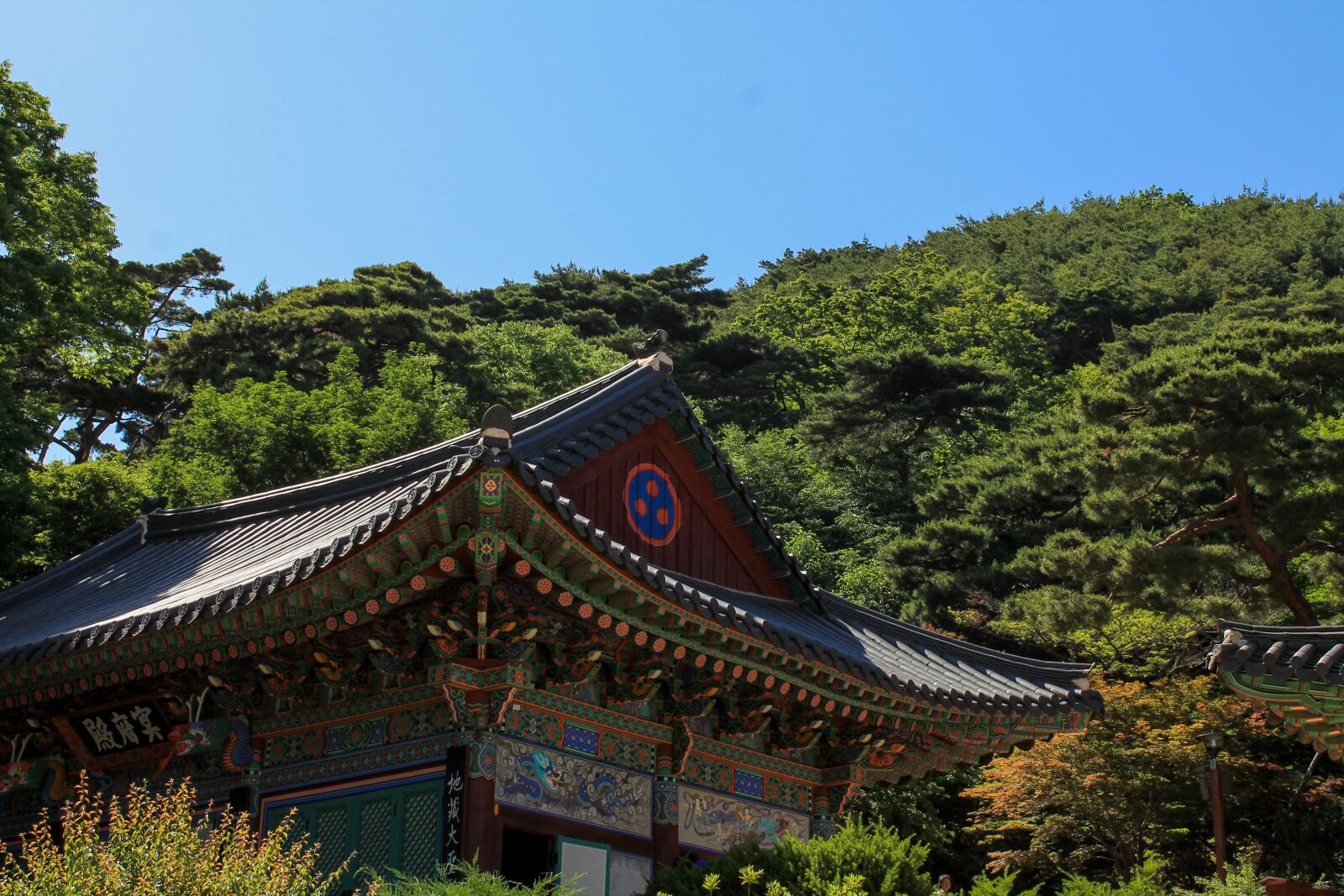 Canon EOS 1100D (EOS Rebel T3 / EOS Kiss X50) sample photo. Castle, korean, traditional photography