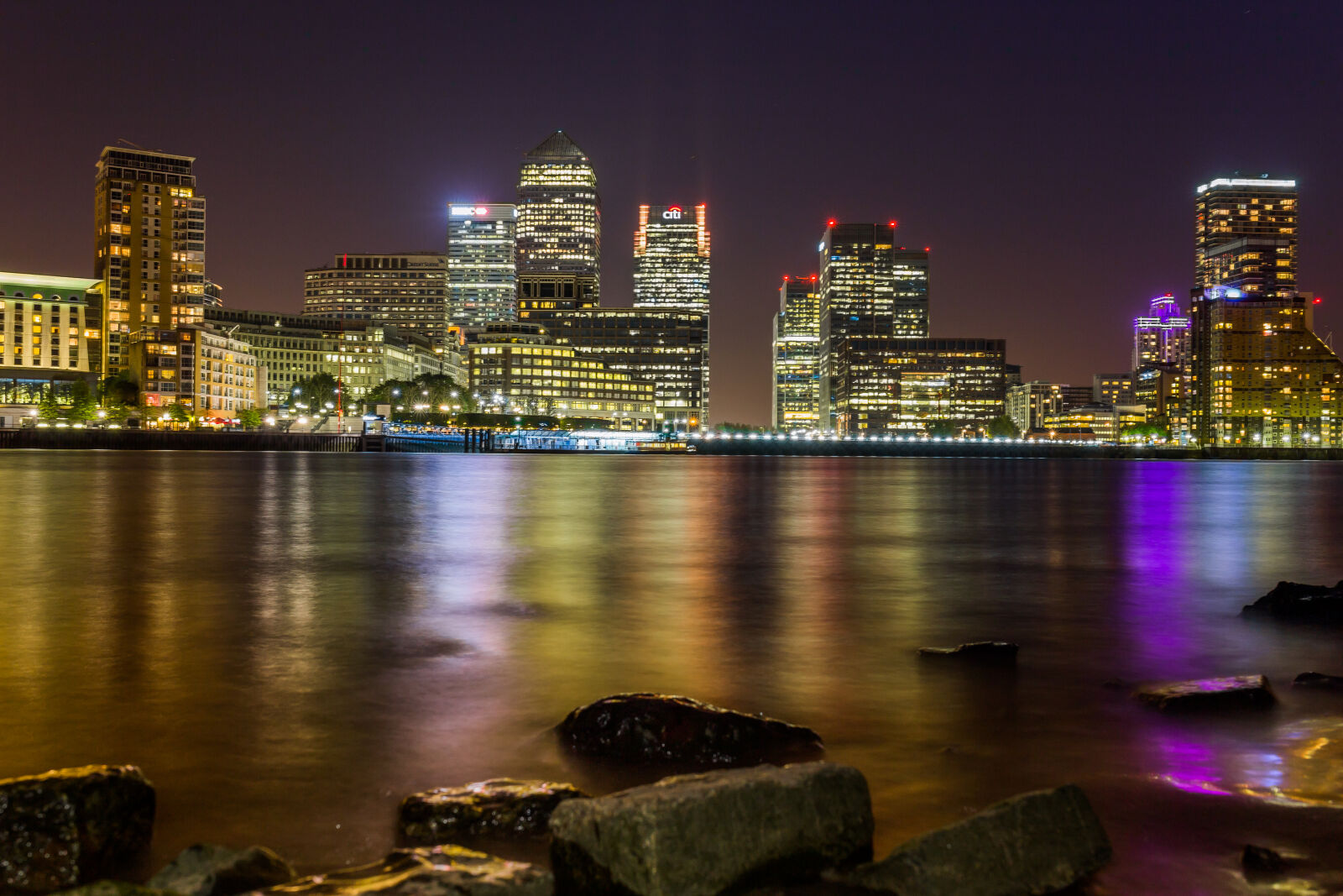 Canon EOS 6D + Sigma 35mm F1.4 DG HSM Art sample photo. Lights, night, water, boat photography