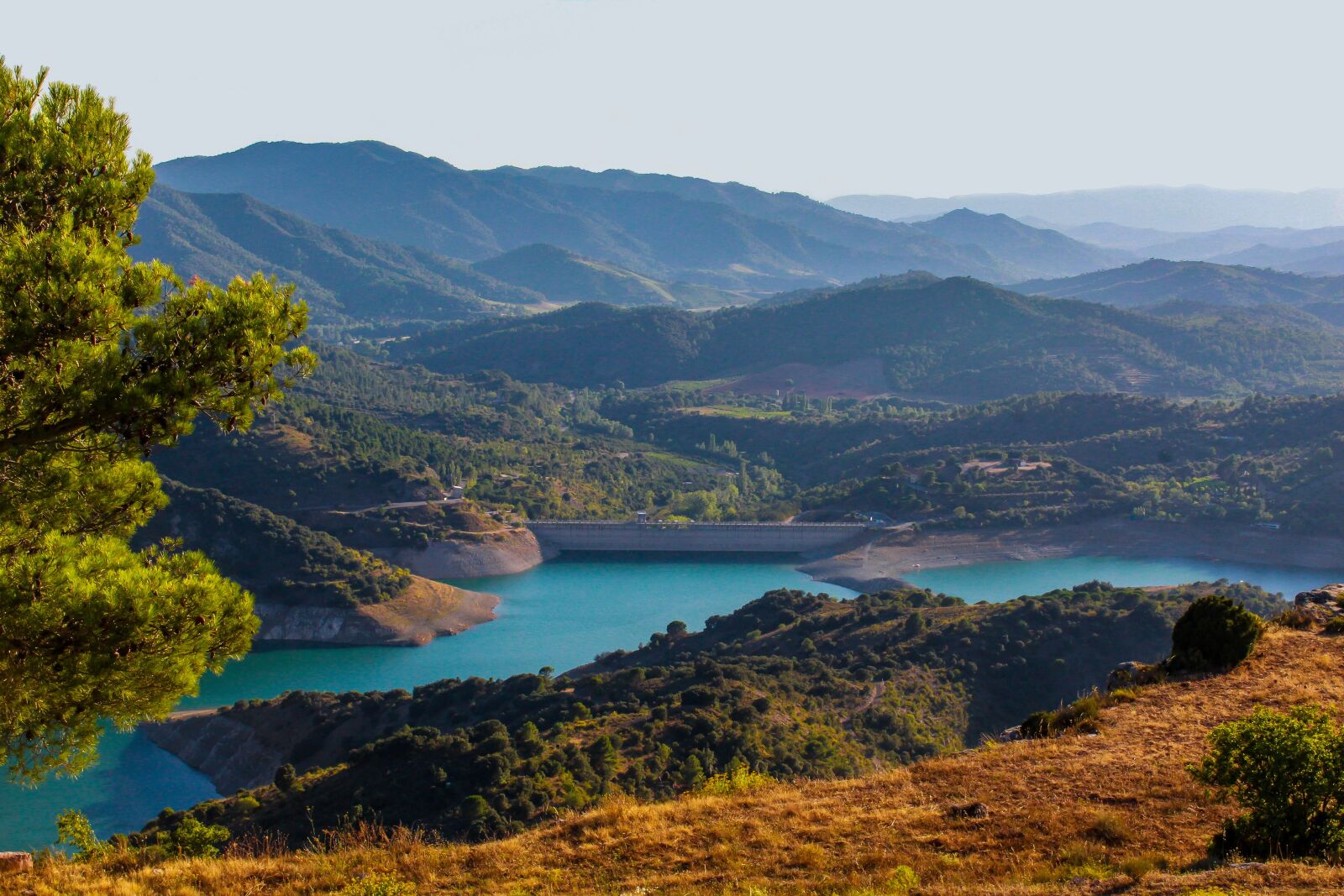 Canon EOS 1300D (EOS Rebel T6 / EOS Kiss X80) sample photo. Siurana, river, mountain photography