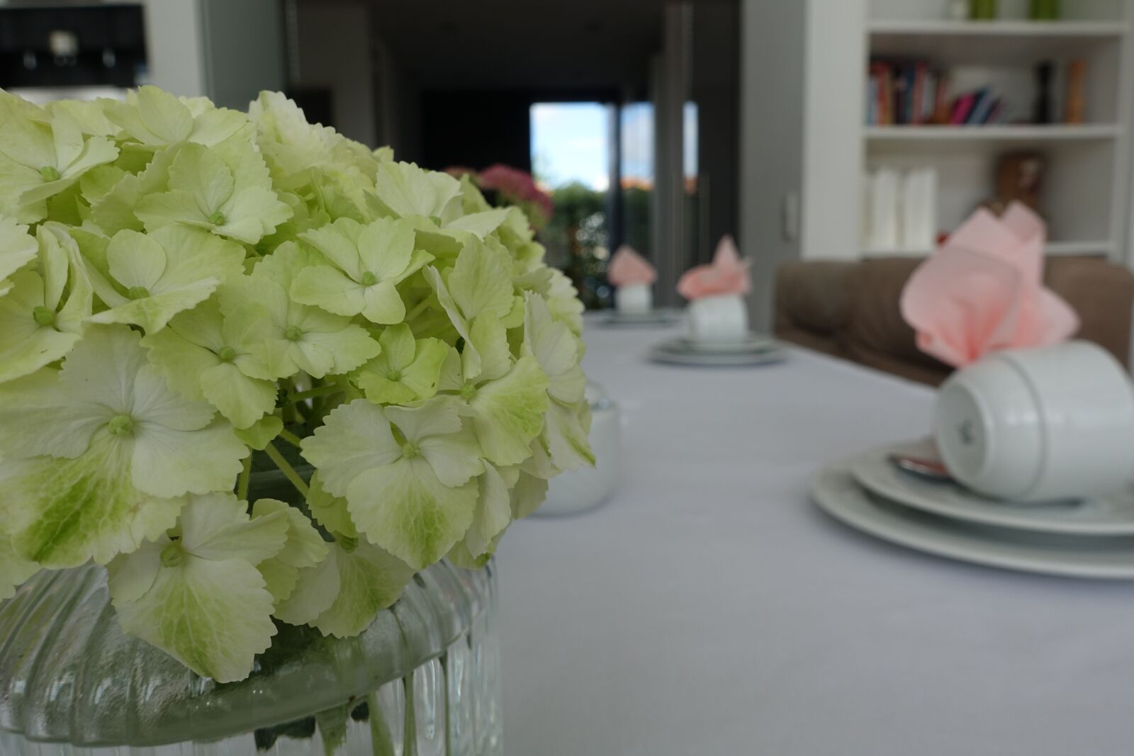 Sony Cyber-shot DSC-RX100 IV sample photo. Table, decoration, gedeckter table photography