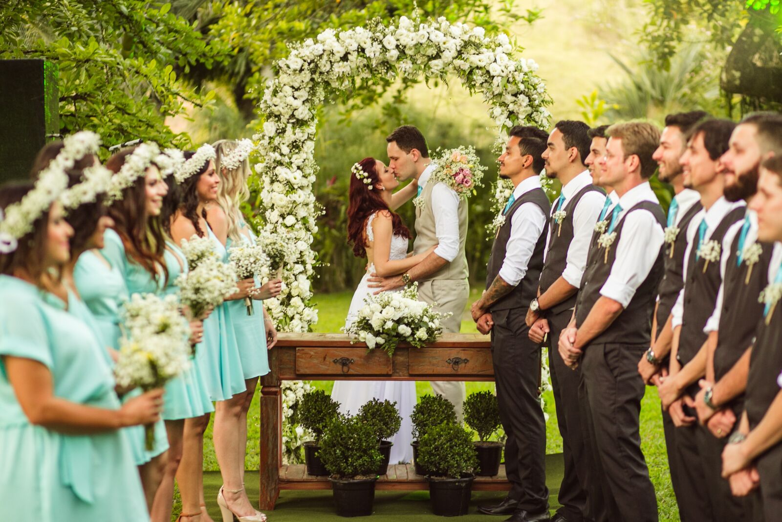 Canon EF 85mm F1.8 USM sample photo. Marriage, field, godparents photography