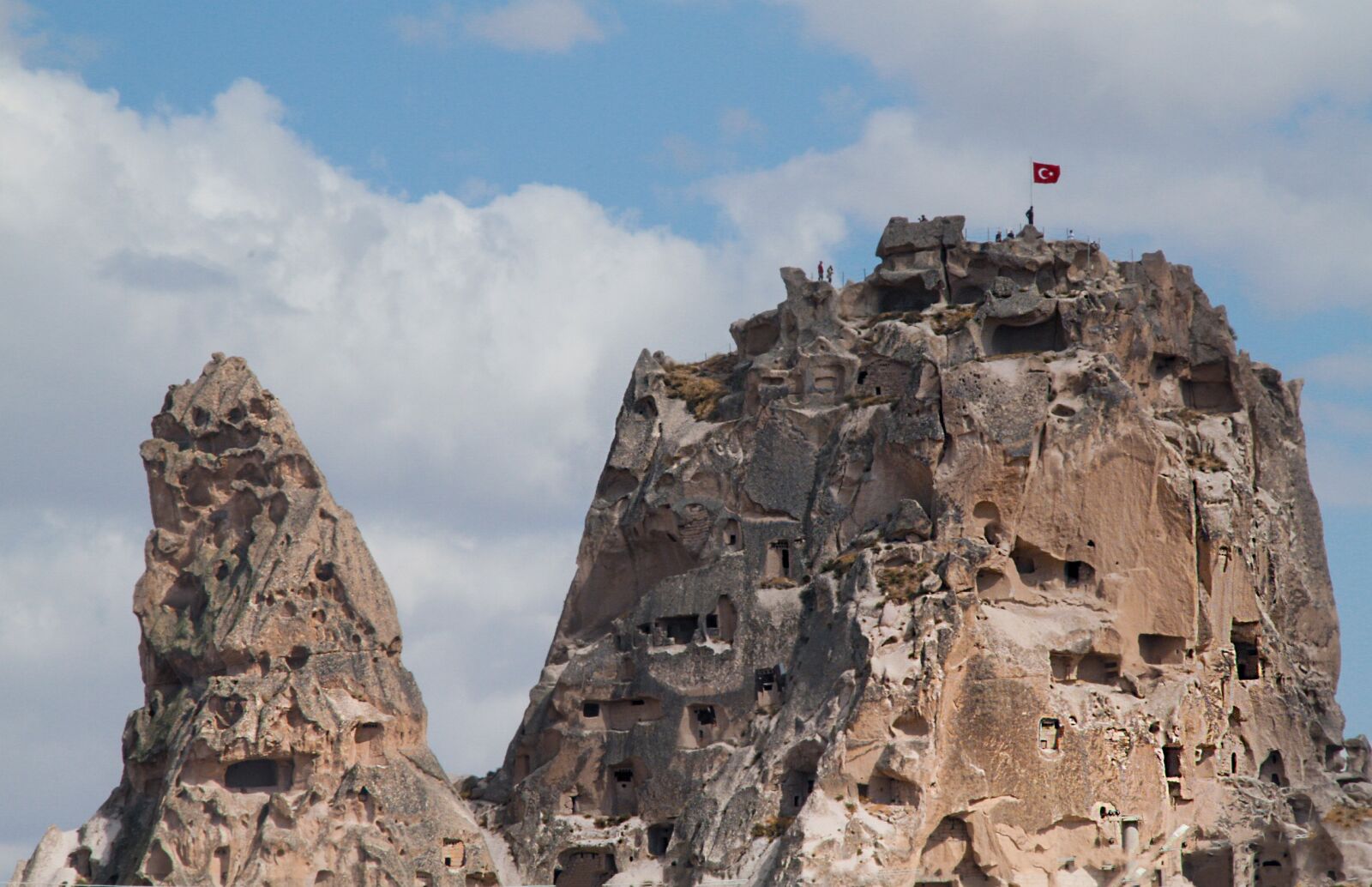 Canon EOS 7D sample photo. Rock, cave, cave dweller photography