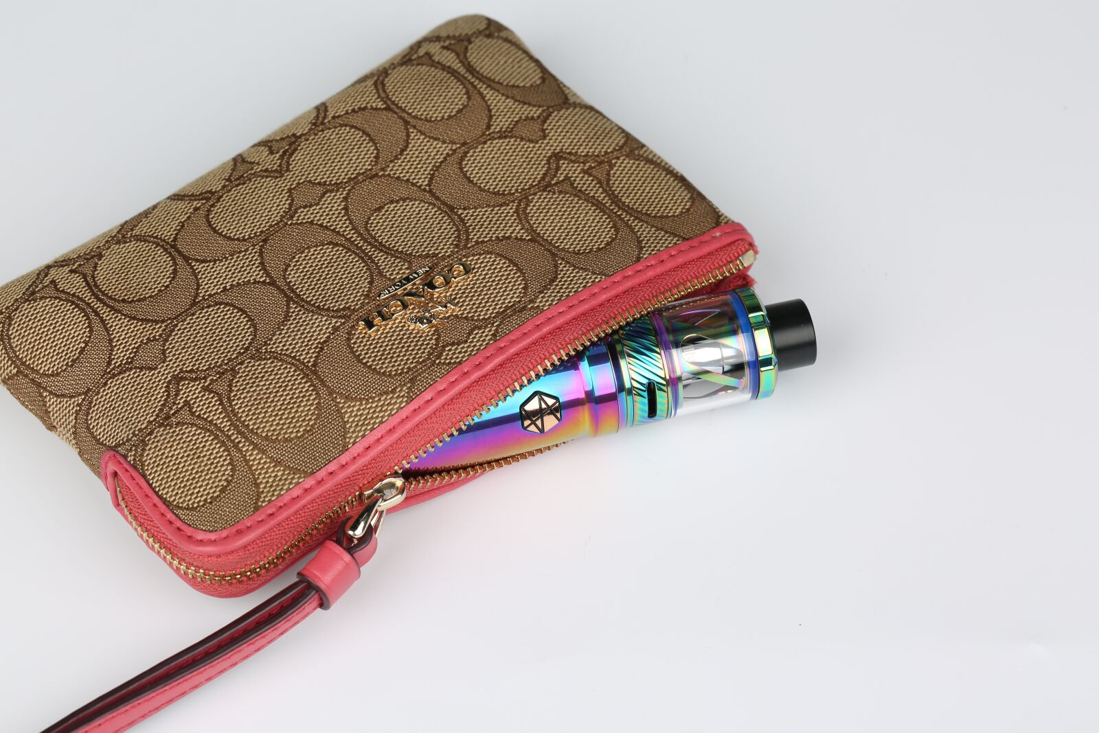 Canon EF 100mm F2.8L Macro IS USM sample photo. Vape, electronic cigarette, uwell photography