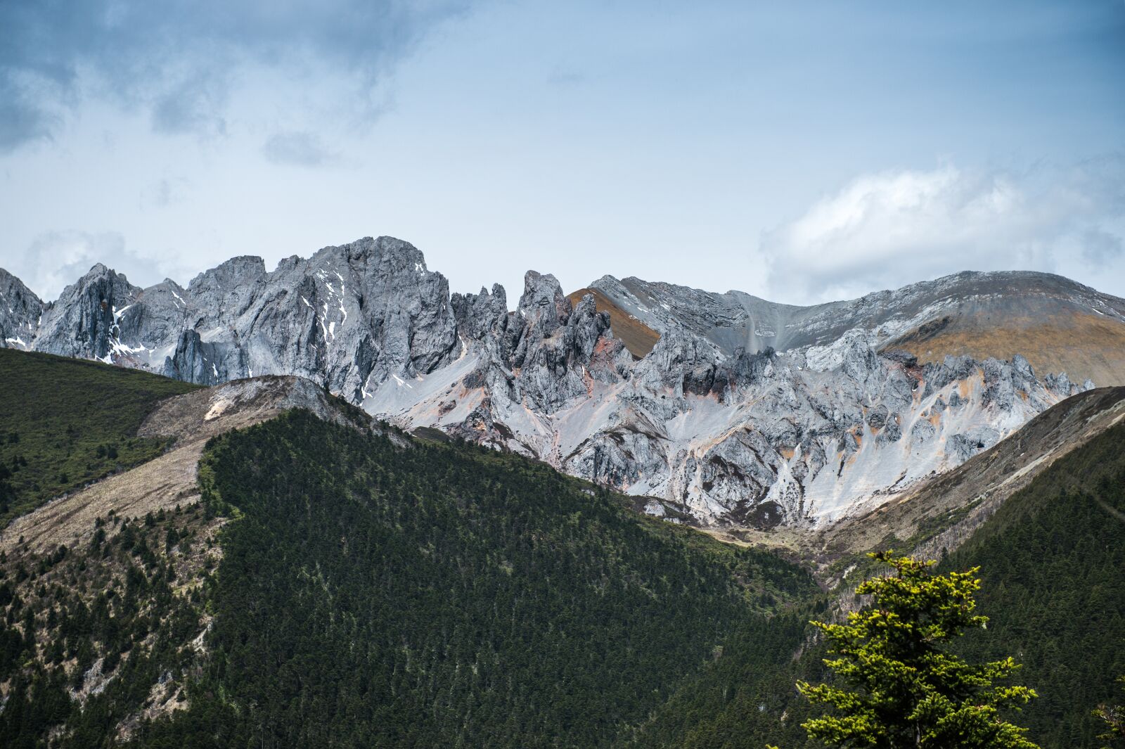 Nikon D4 sample photo. Snow mountain, plateau, the photography