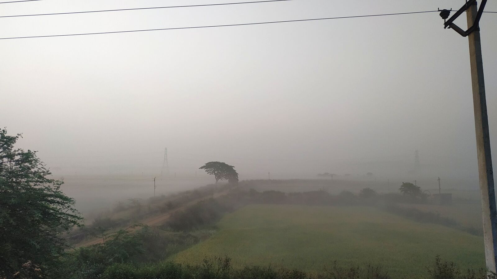 Xiaomi Redmi Note 6 Pro sample photo. Early, morning, fog photography