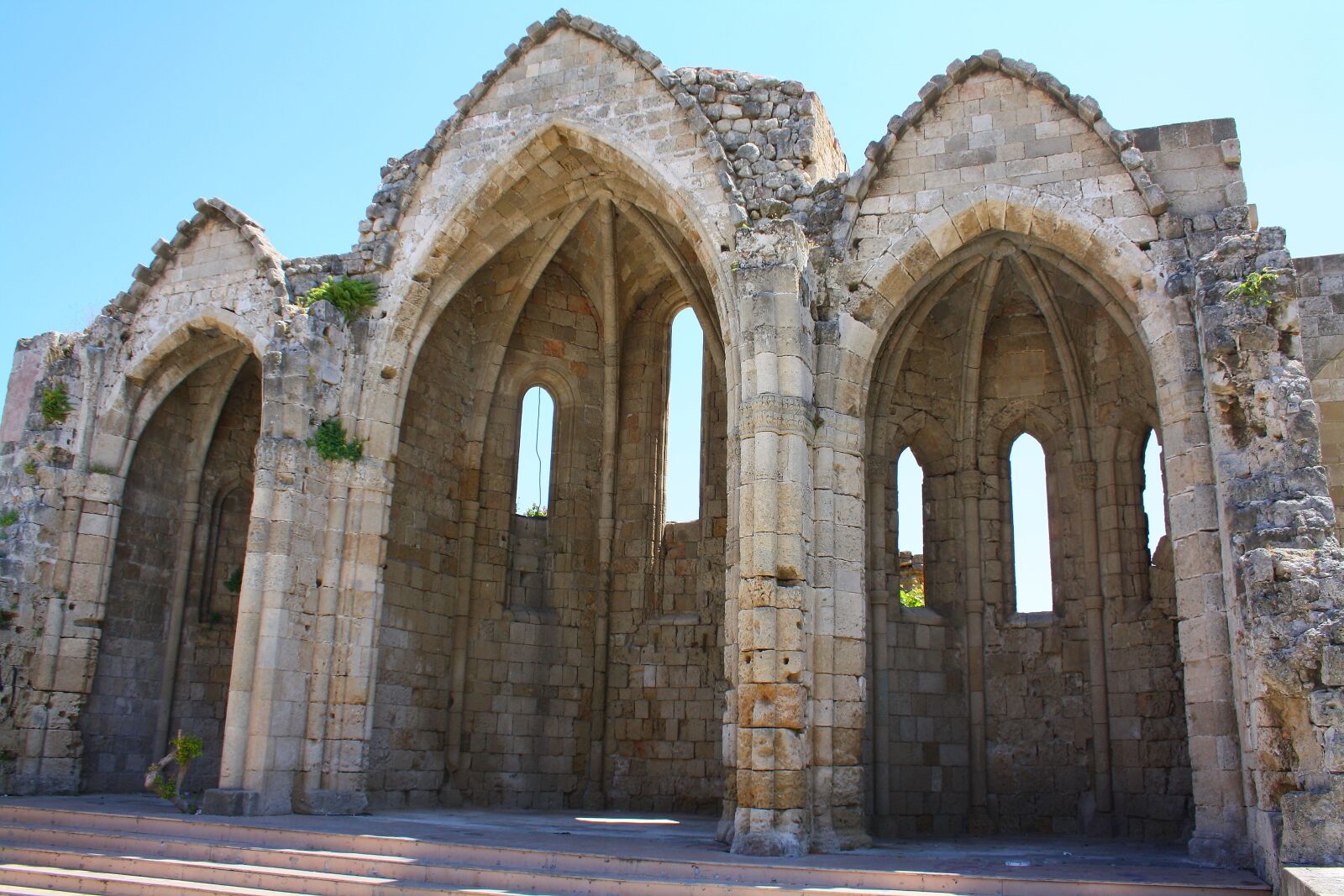 Canon EOS 1000D (EOS Digital Rebel XS / EOS Kiss F) sample photo. Arch, the ruins of photography