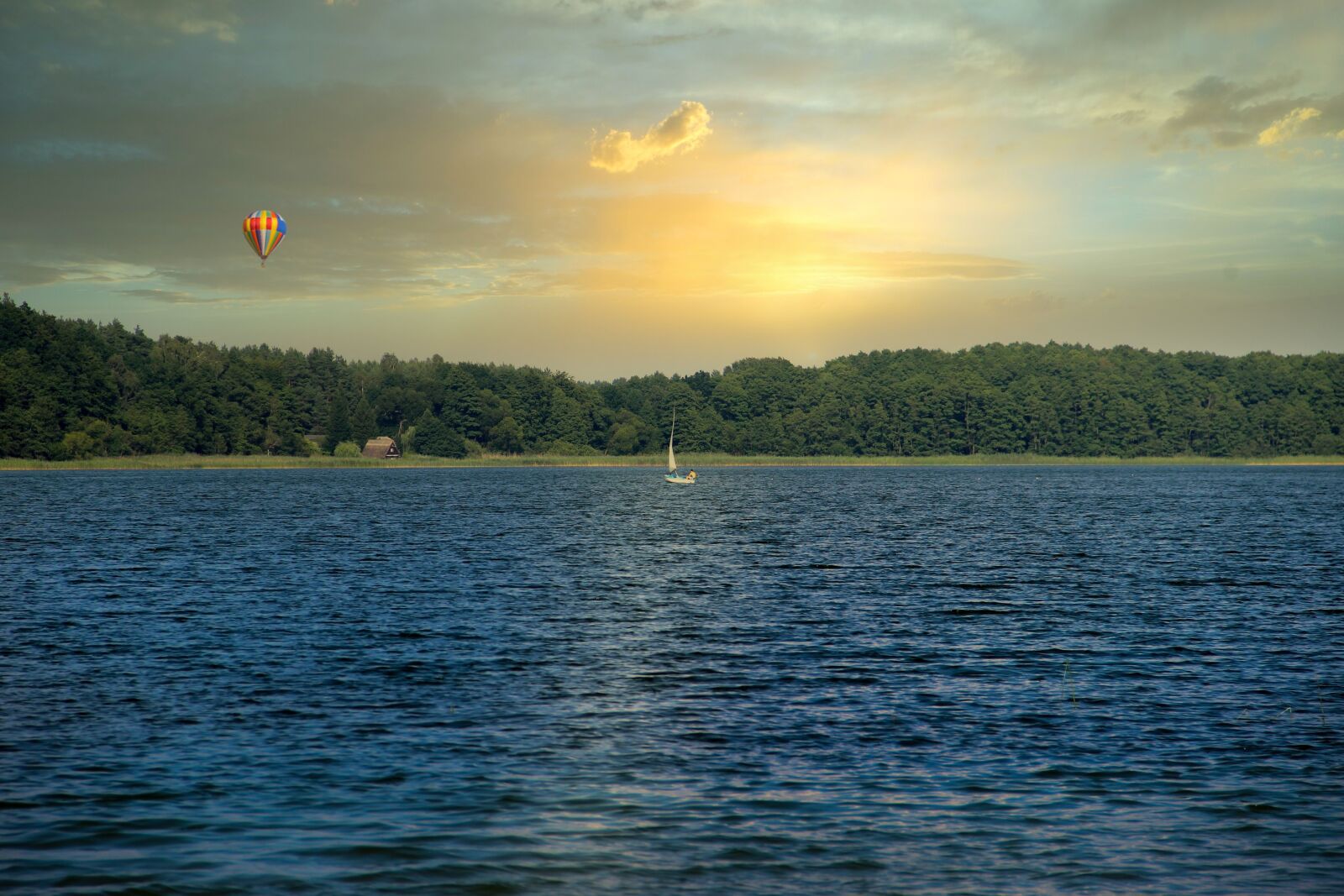 Canon EOS 600D (Rebel EOS T3i / EOS Kiss X5) sample photo. Evening, lake, water photography