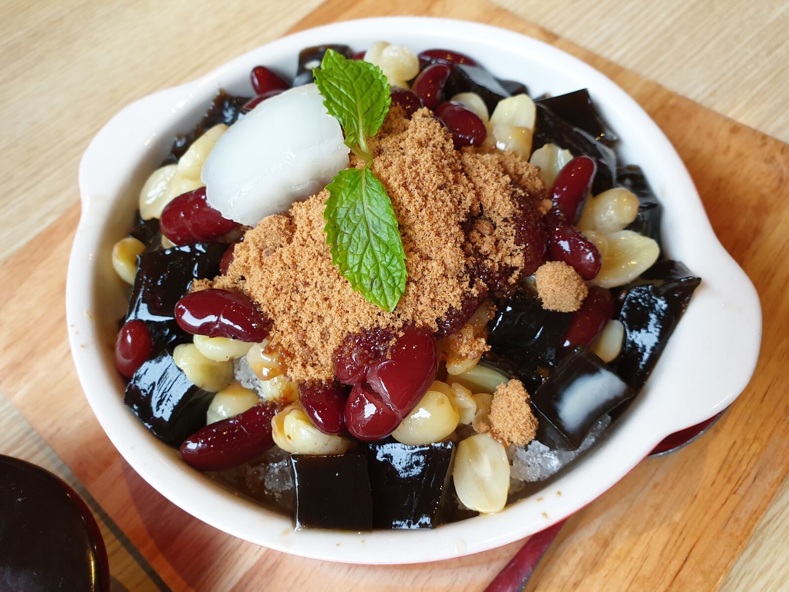 Samsung Galaxy Note9 sample photo. Dessert, sweet, red peas photography